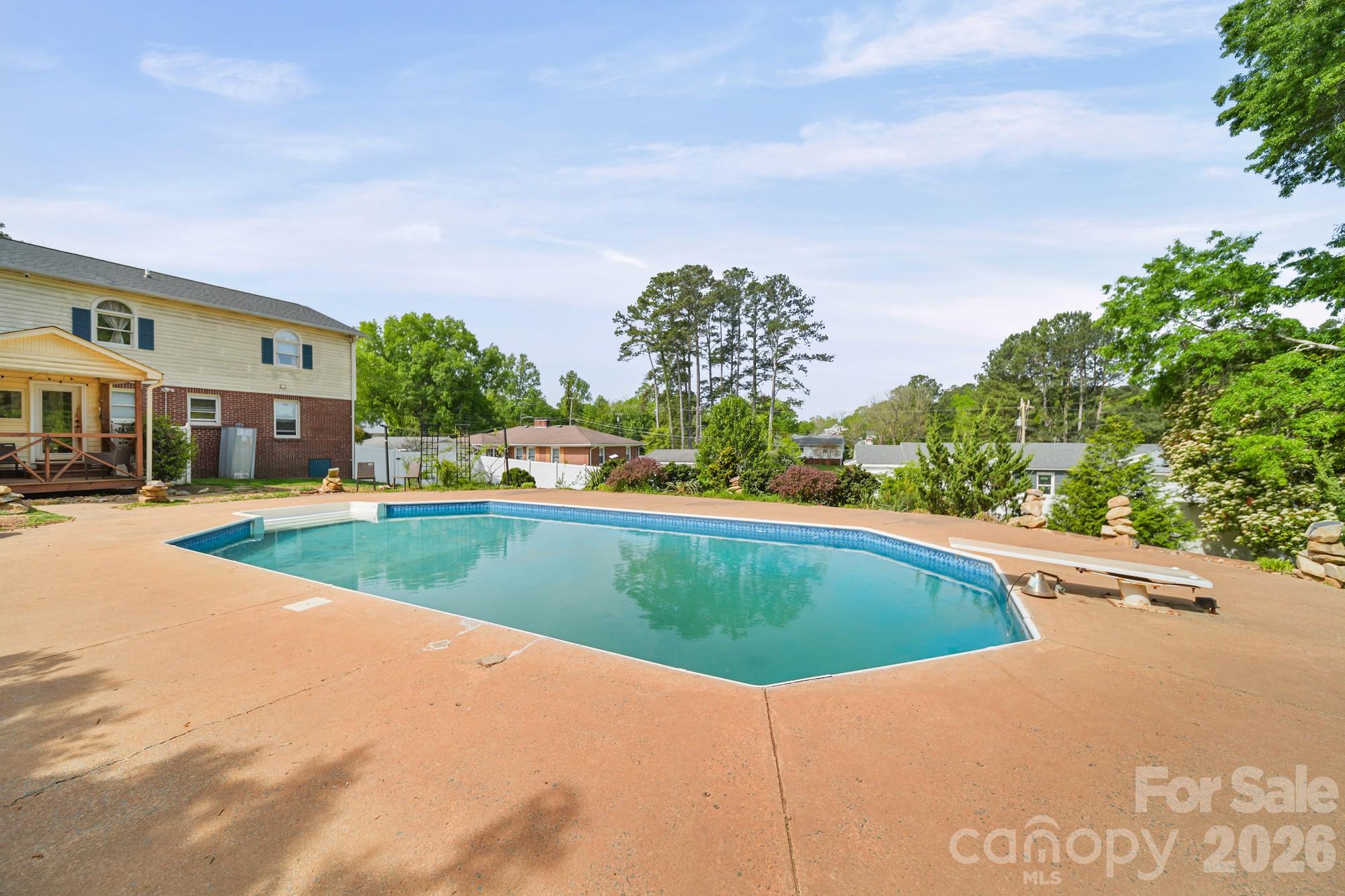 253 Allenton Street — Norwood
