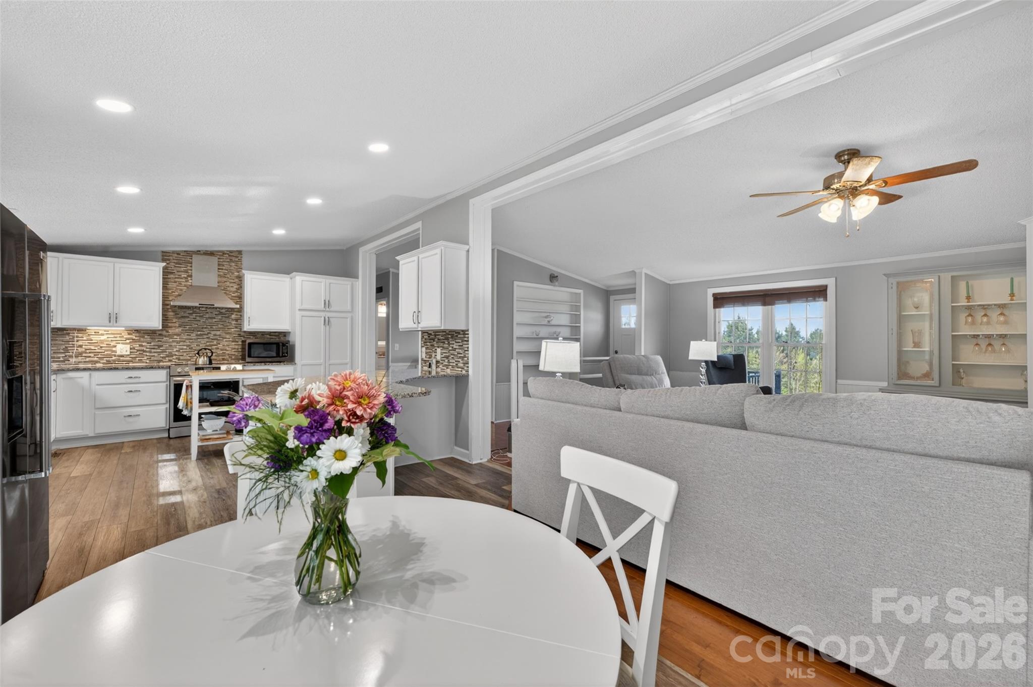 4352 Anderson Mountain Road — Maiden