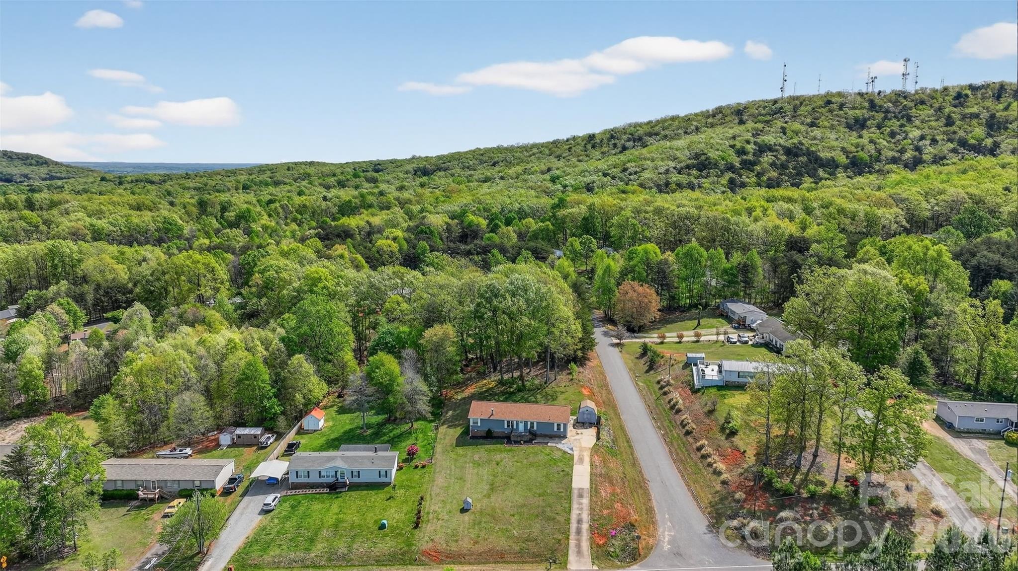 4352 Anderson Mountain Road — Maiden