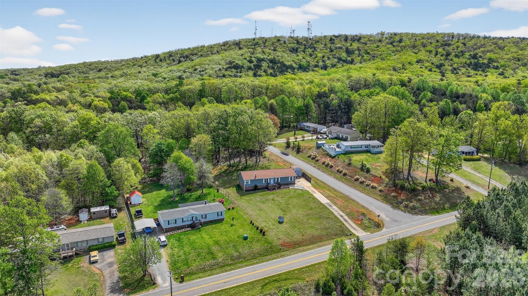 4352 Anderson Mountain Road — Maiden