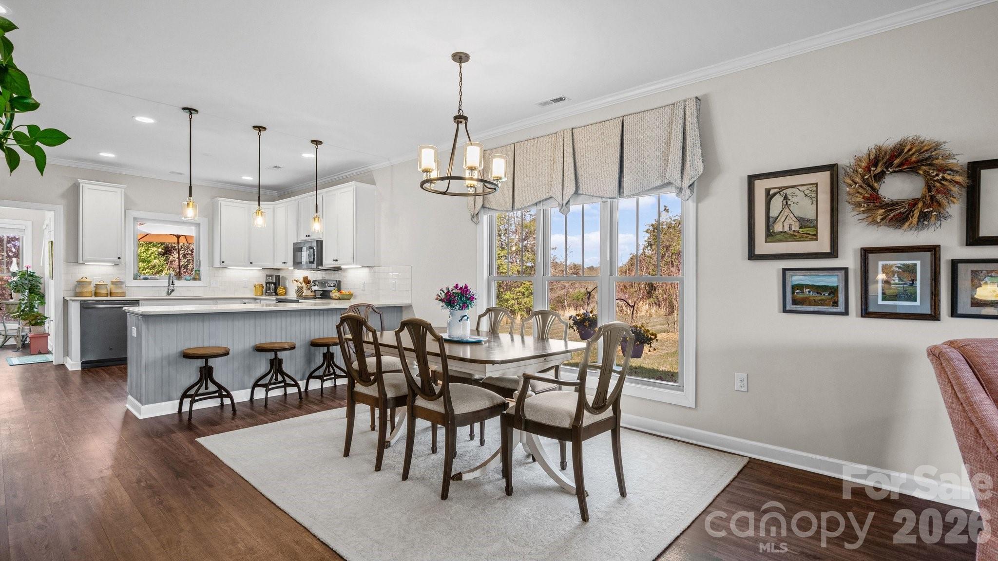 830 Iris Lane — Newton