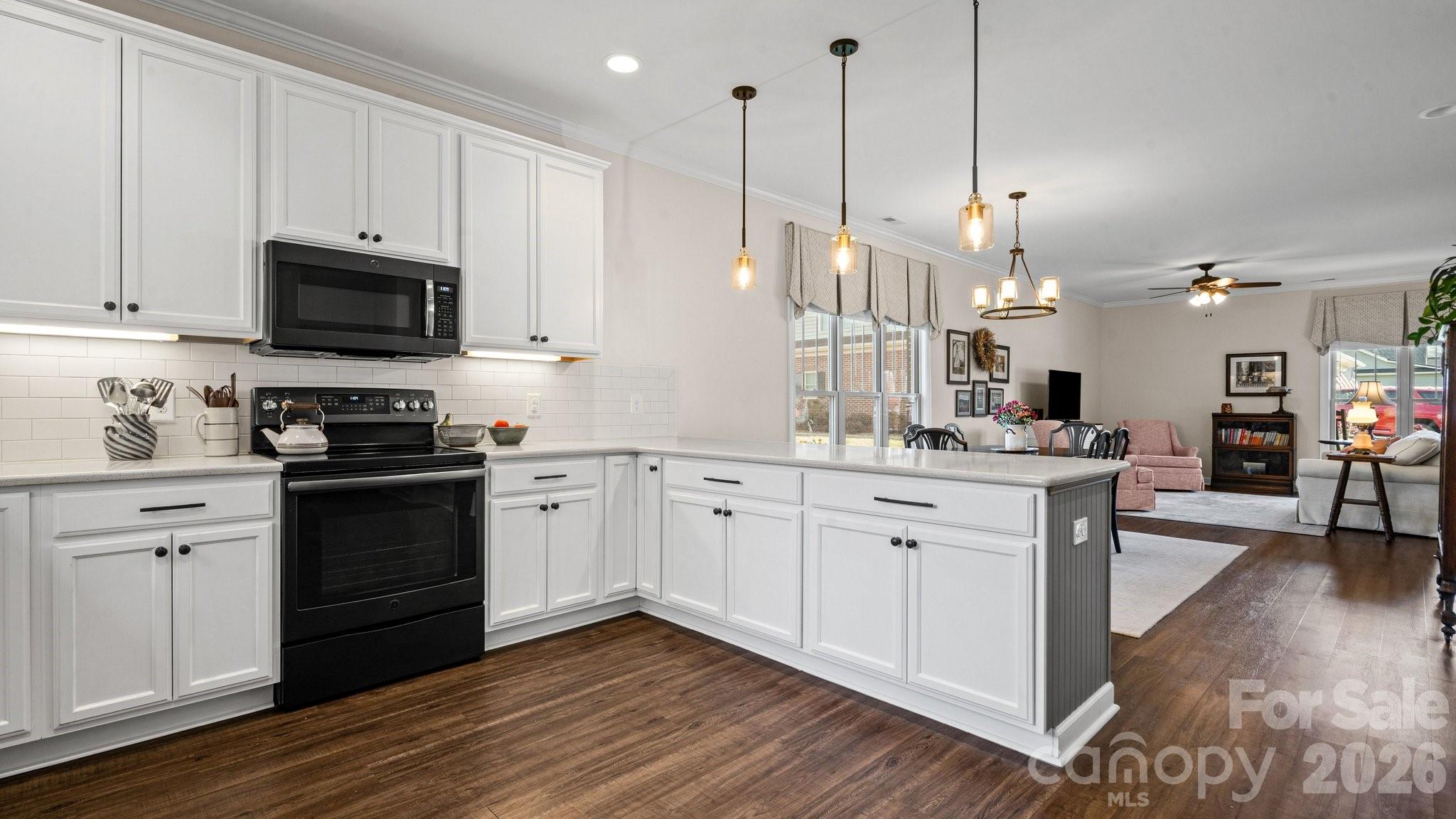 830 Iris Lane — Newton
