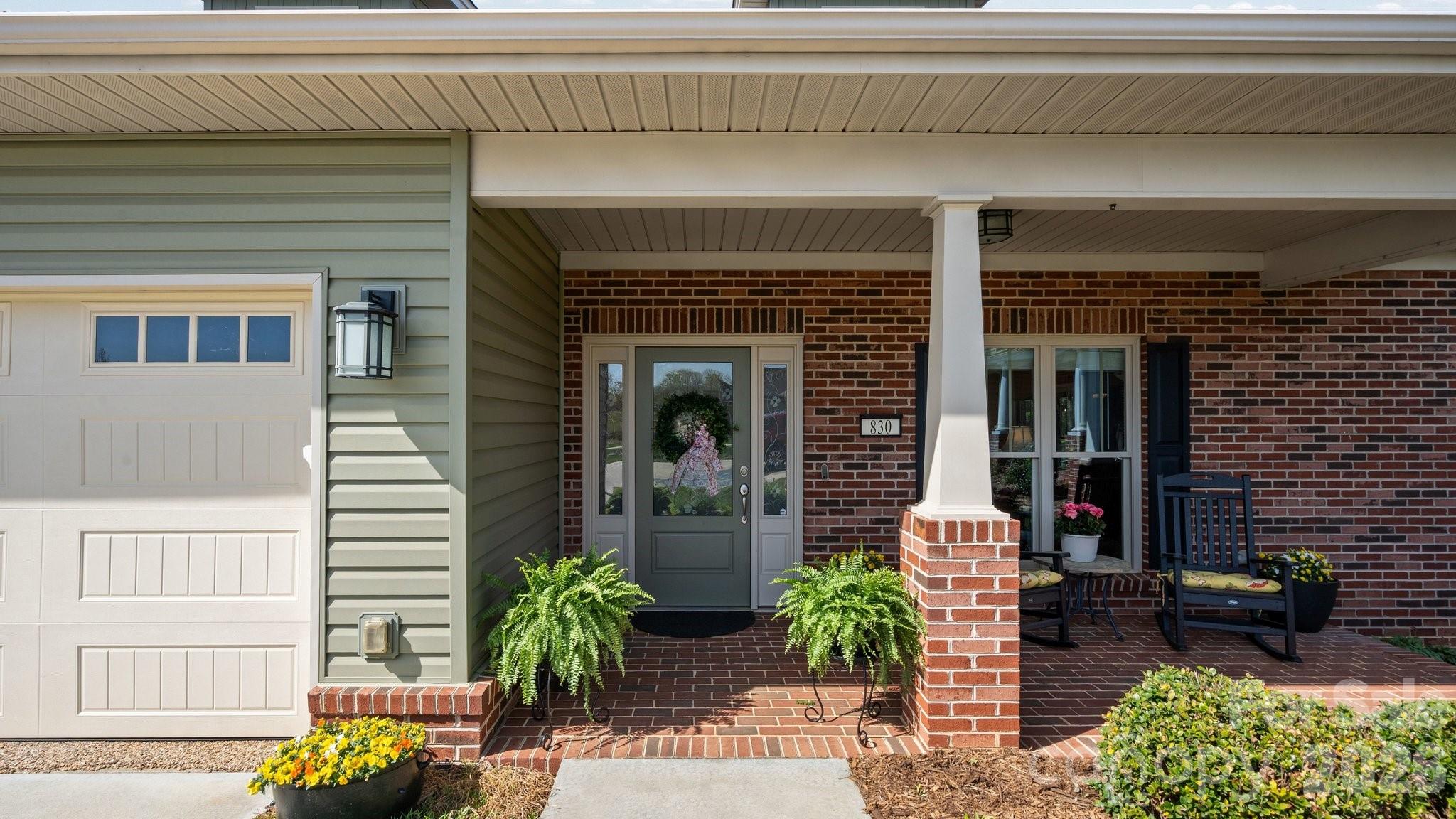 830 Iris Lane — Newton
