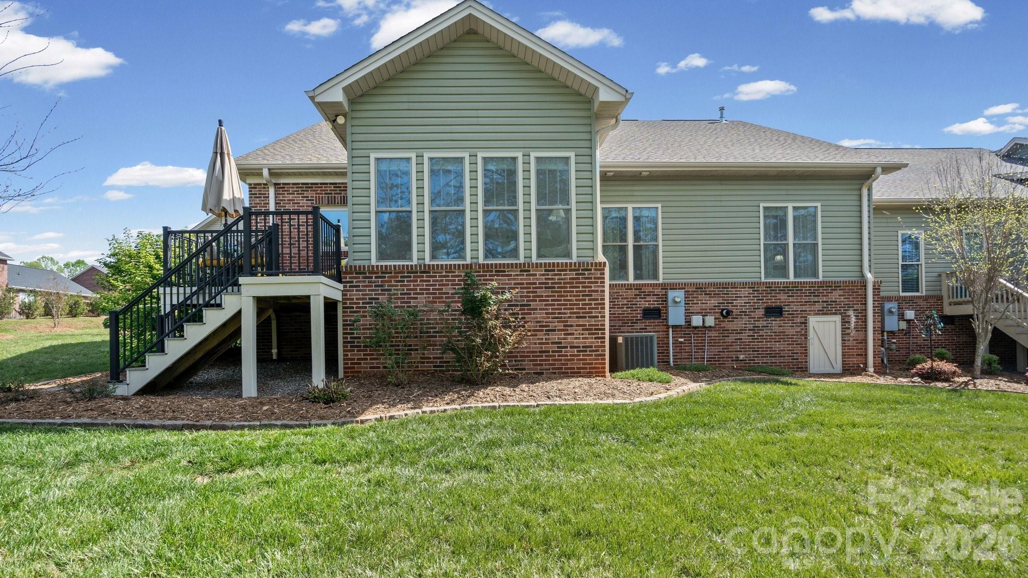 830 Iris Lane — Newton