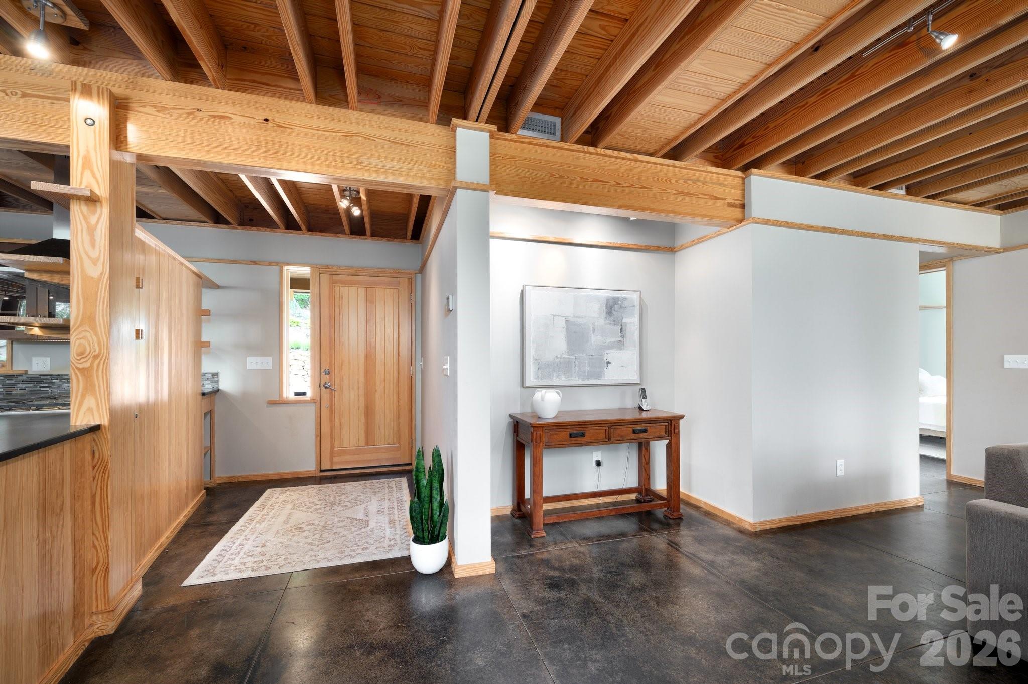 588 Long Branch Road — Swannanoa