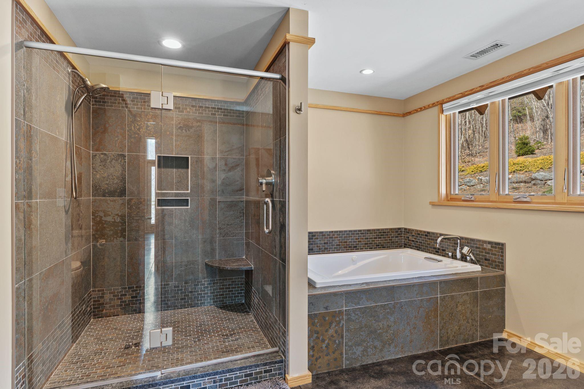 588 Long Branch Road — Swannanoa
