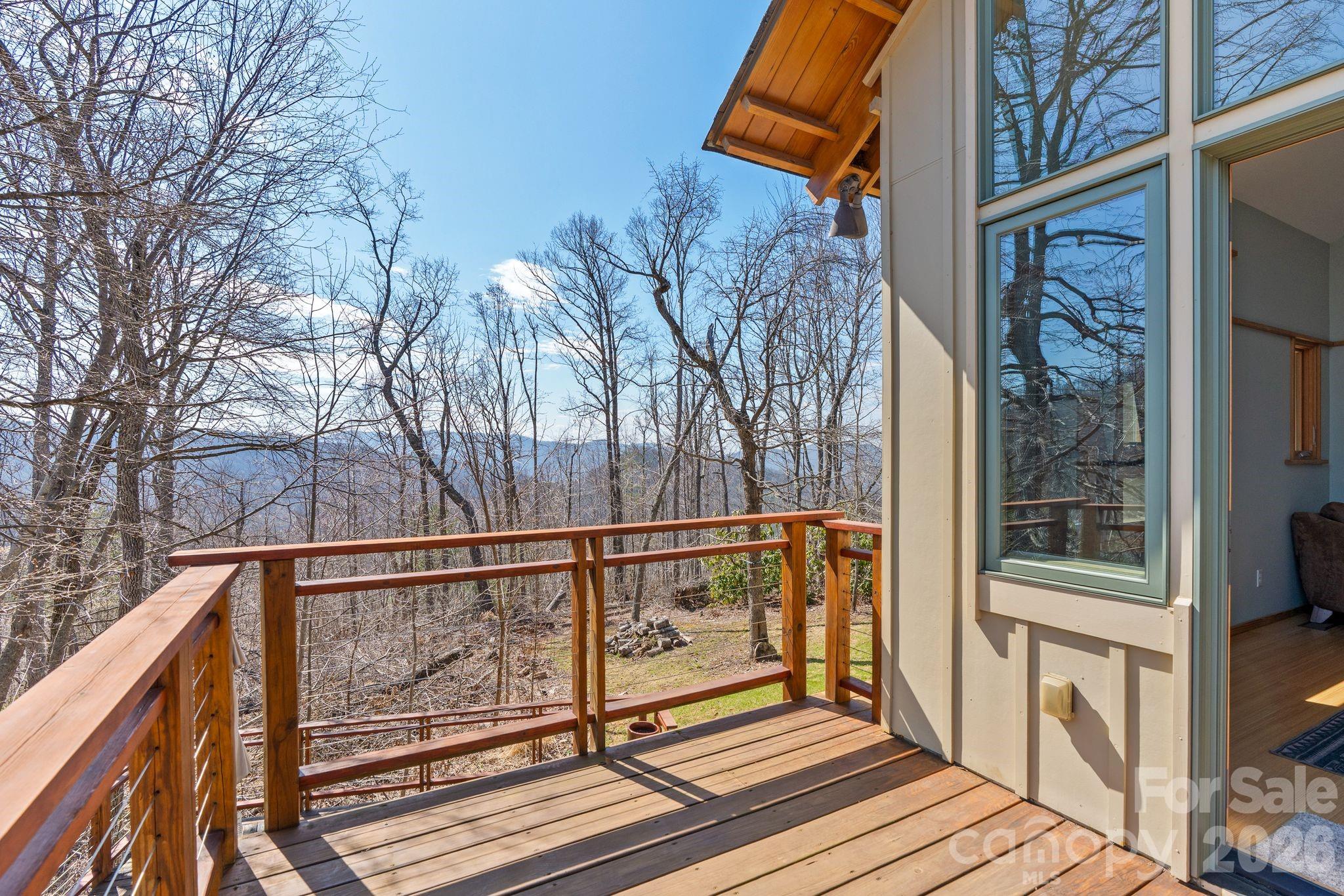 588 Long Branch Road — Swannanoa