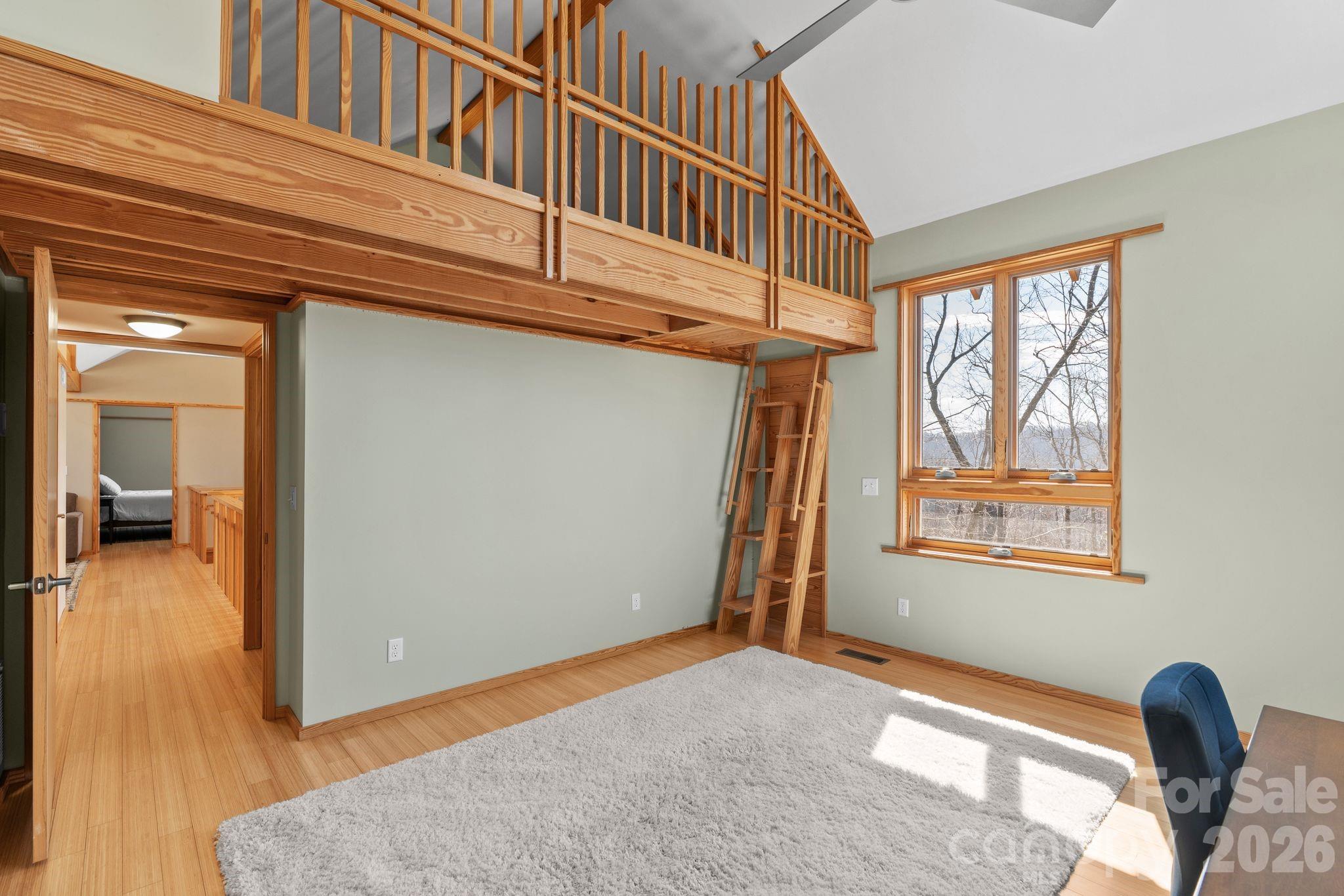 588 Long Branch Road — Swannanoa