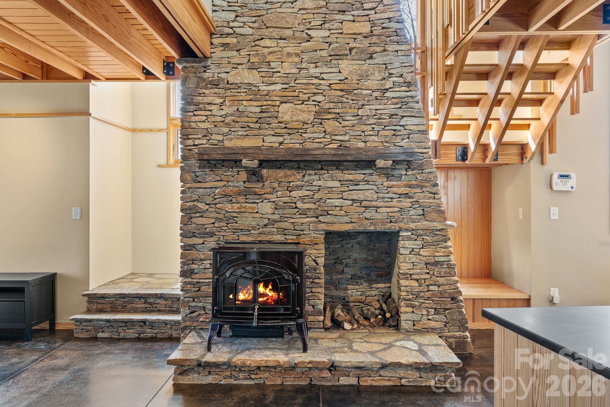 588 Long Branch Road — Swannanoa
