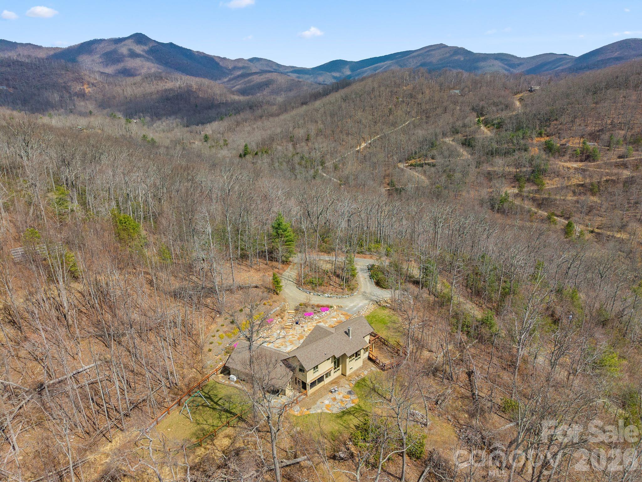 588 Long Branch Road — Swannanoa