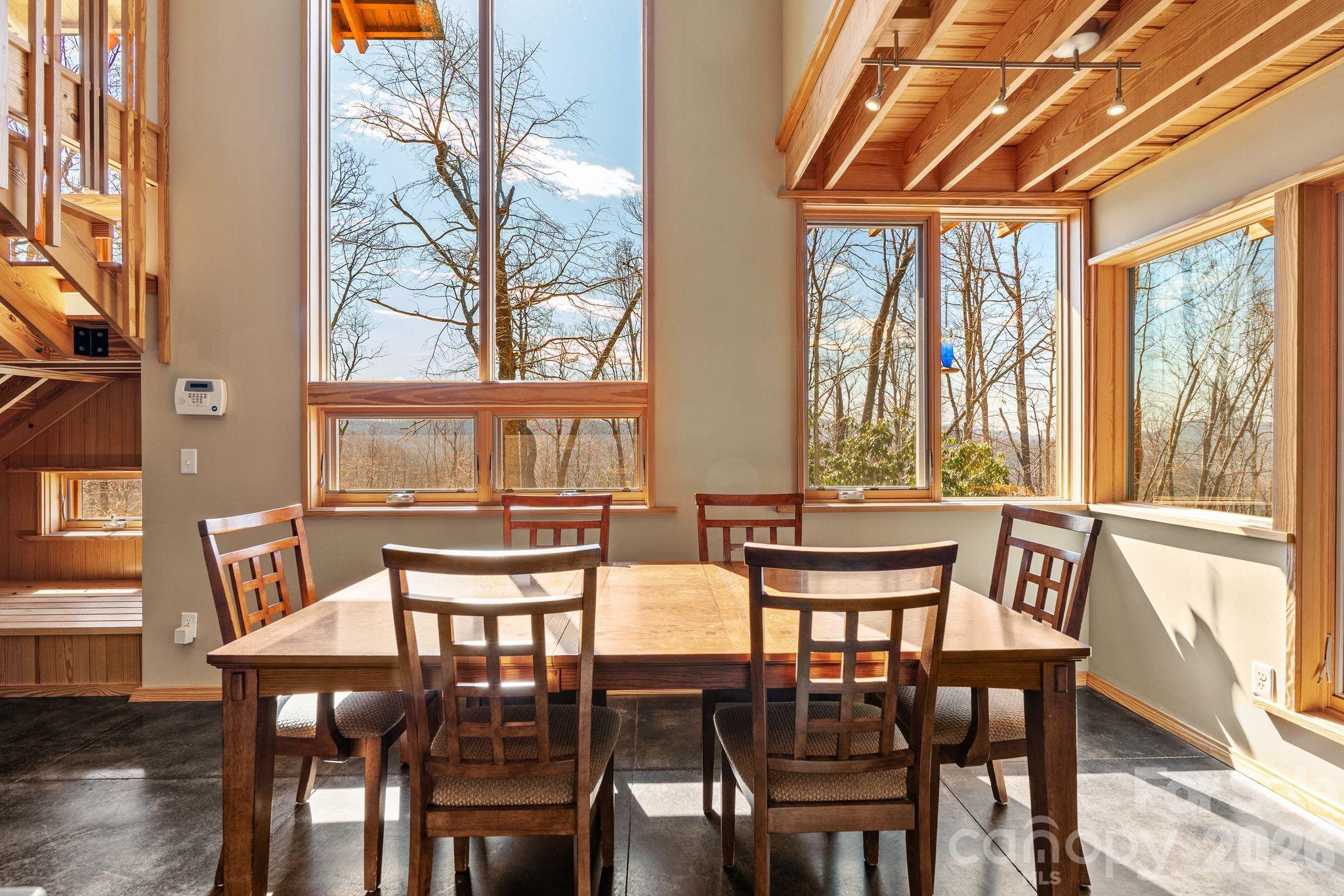588 Long Branch Road — Swannanoa