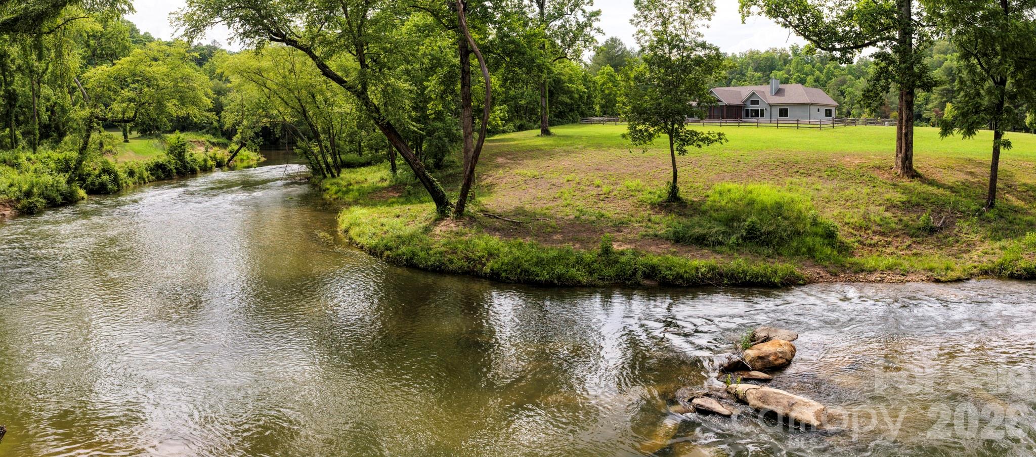 118 McOwenben Pass — Lake Lure