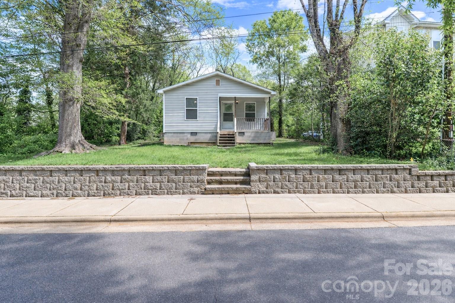 545 Gantt Street — Mooresville