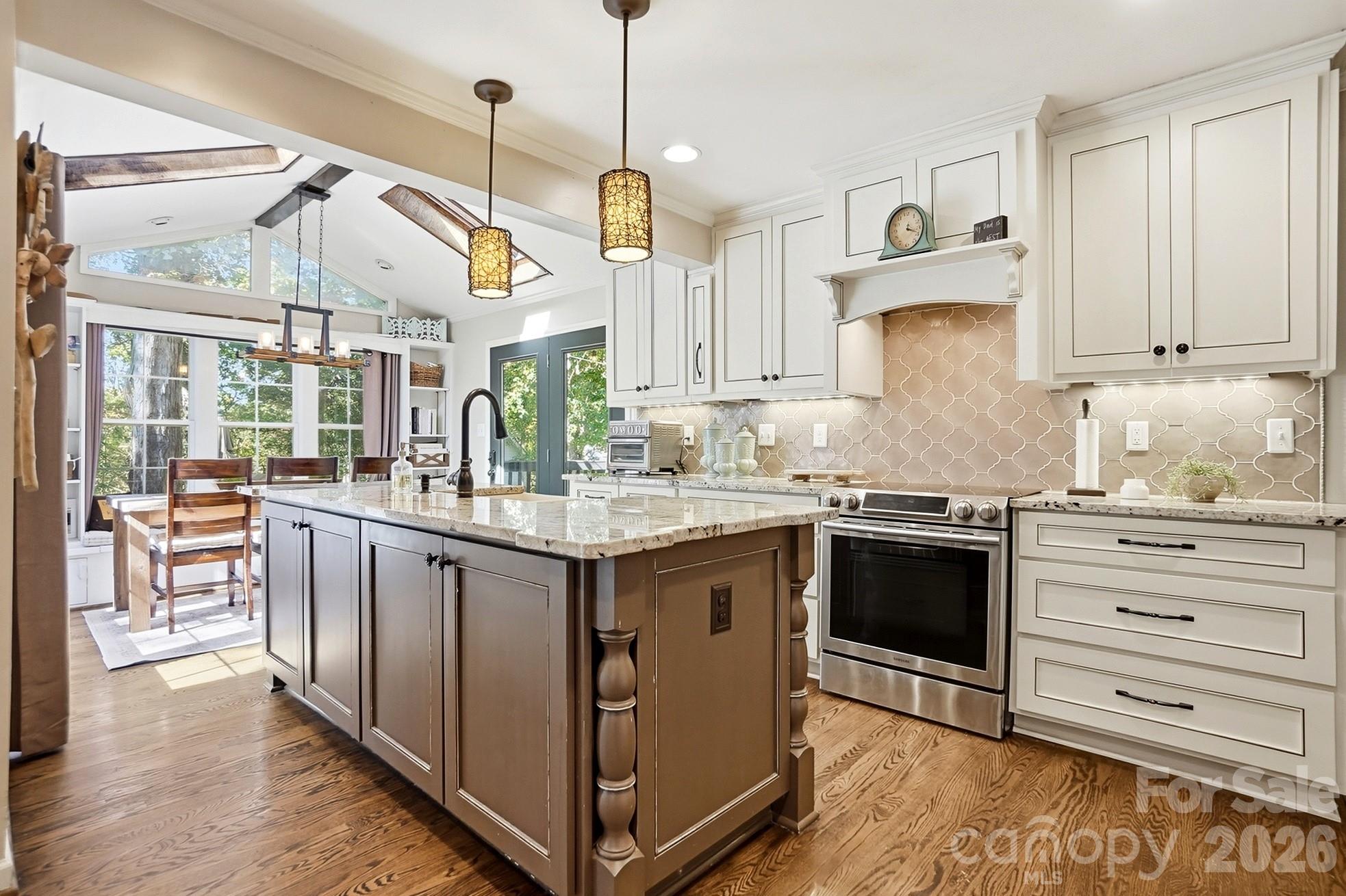 434 Chadmore Drive — Charlotte