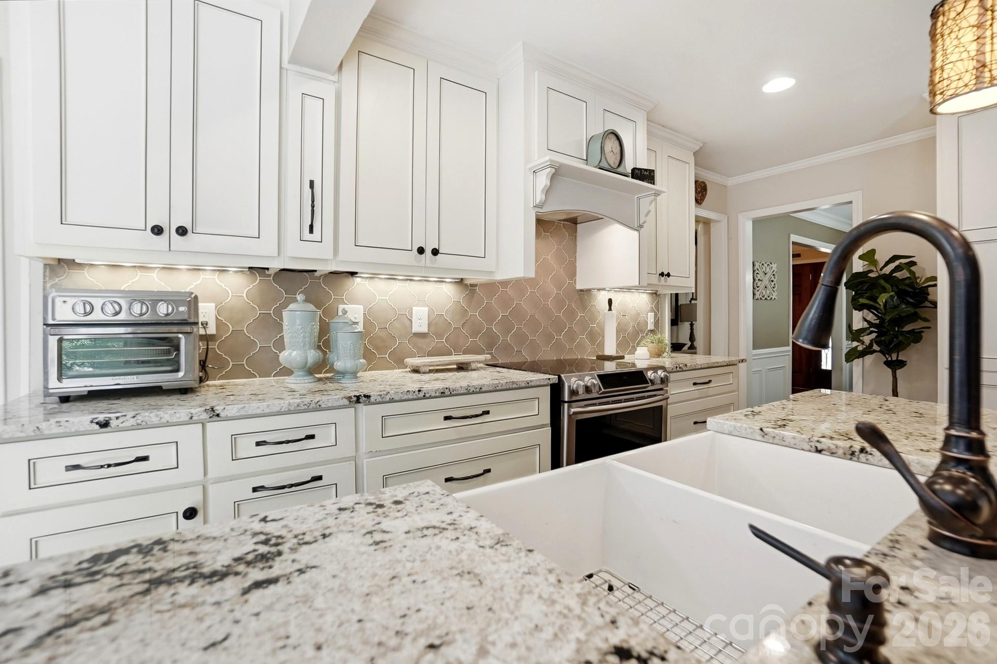 434 Chadmore Drive — Charlotte