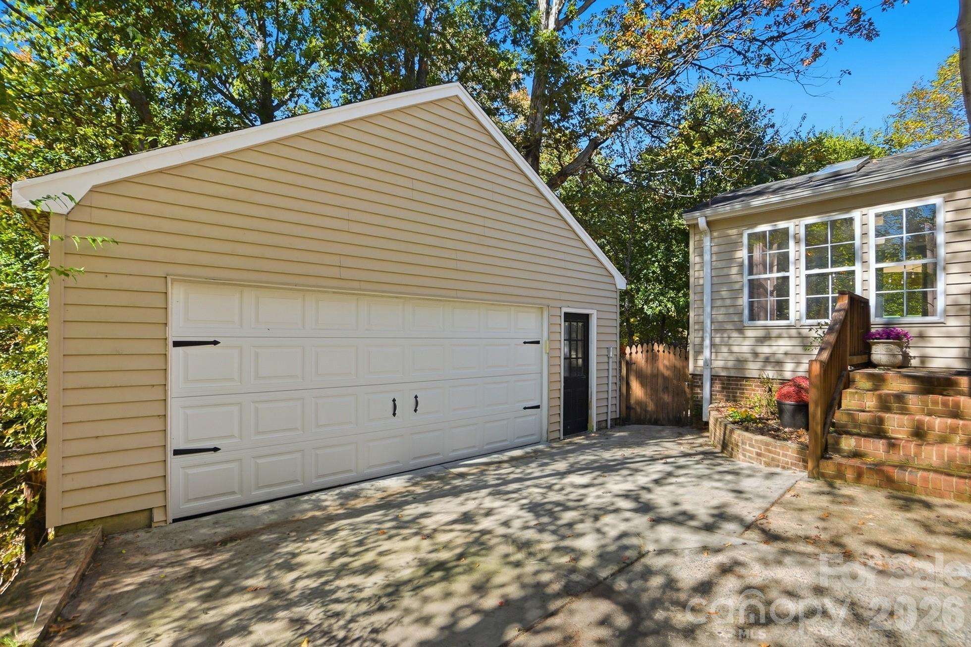 434 Chadmore Drive — Charlotte
