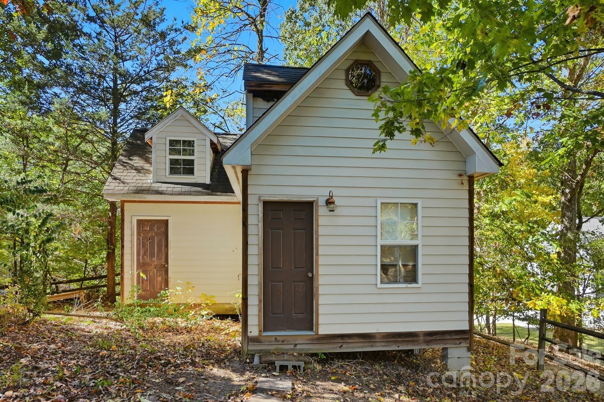 434 Chadmore Drive — Charlotte