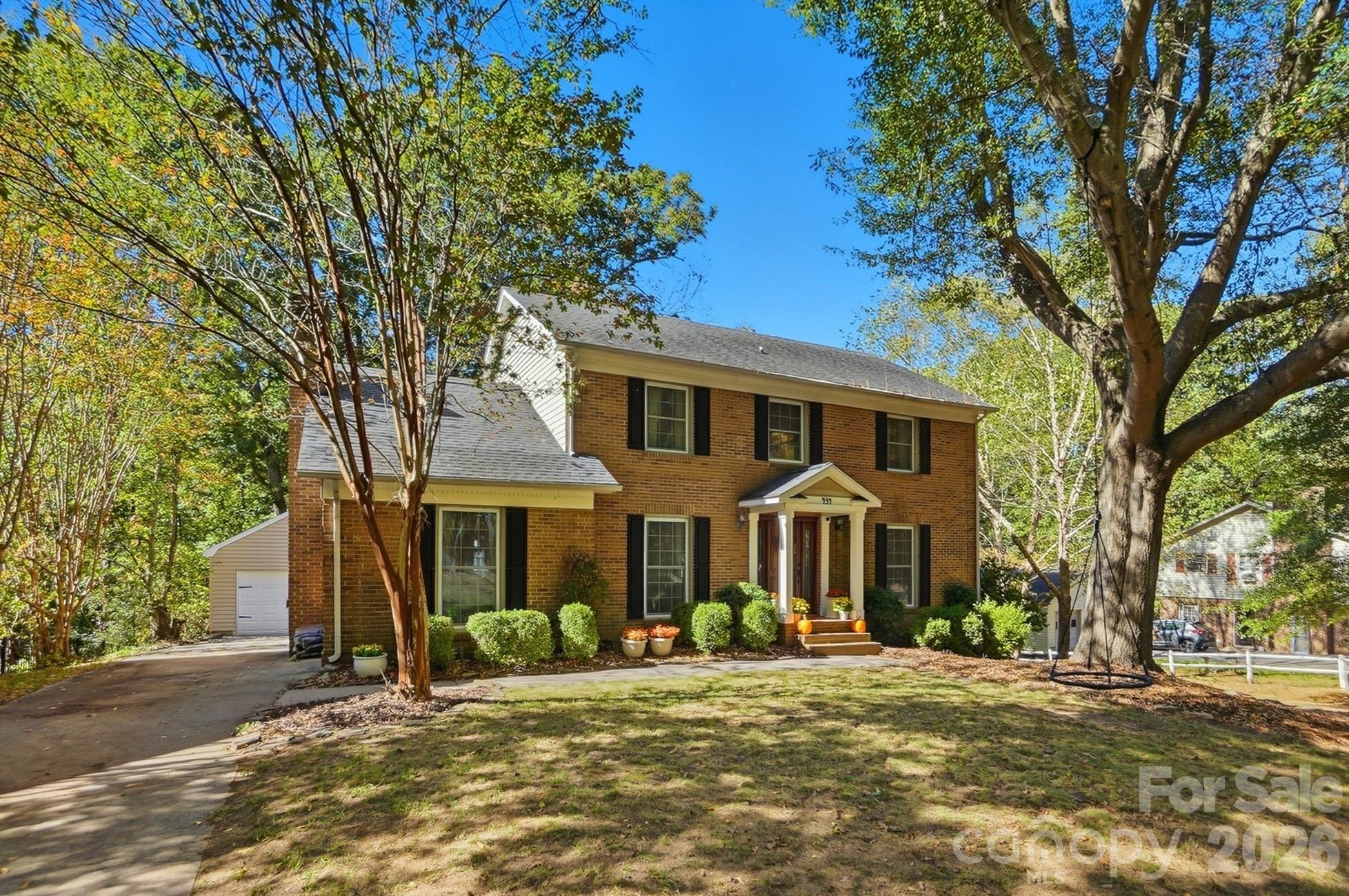 434 Chadmore Drive — Charlotte