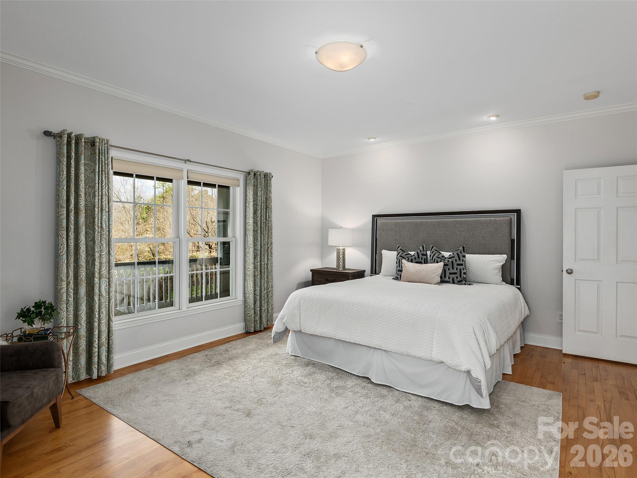 101 Skyview Drive — Asheville