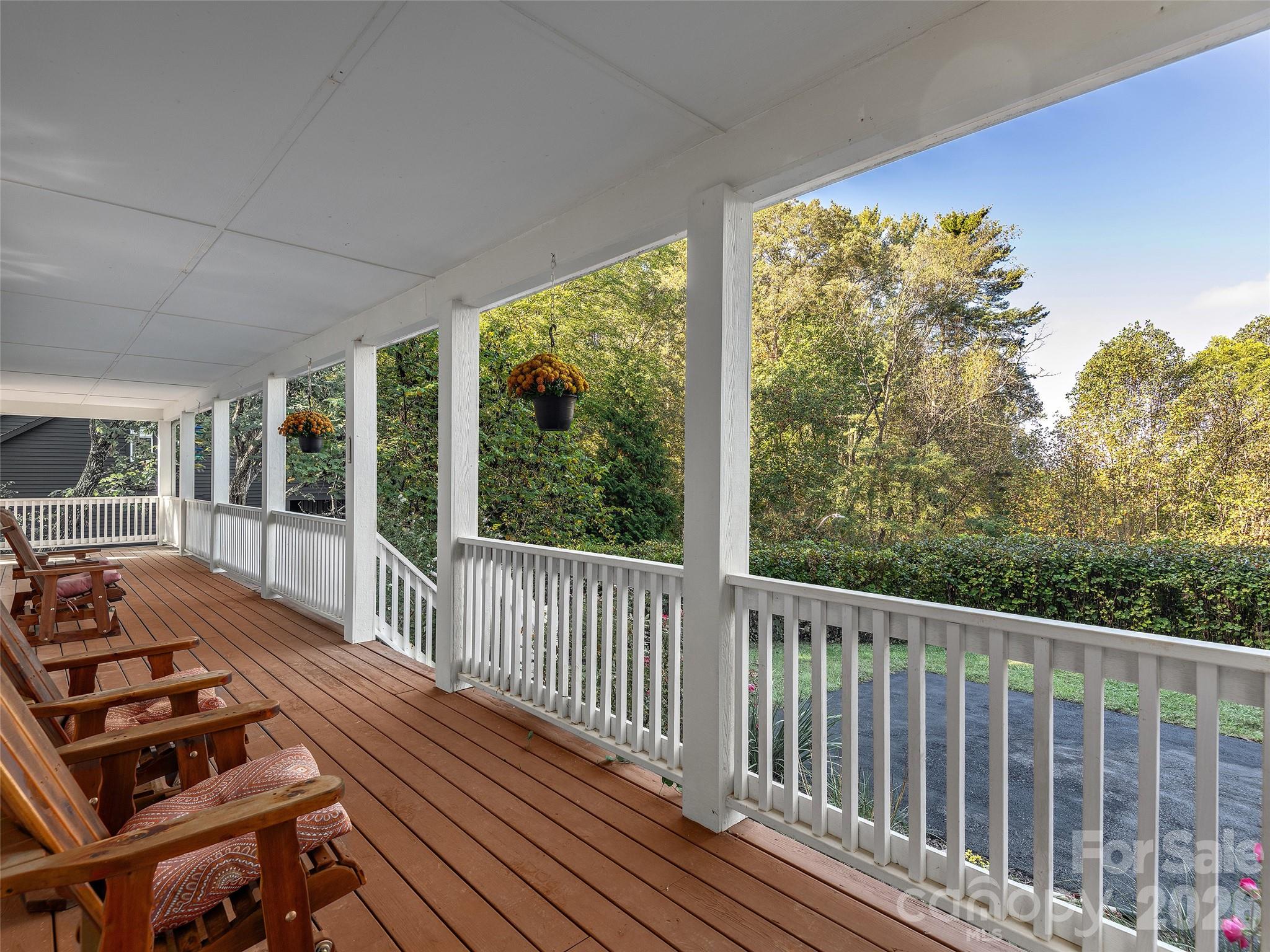 101 Skyview Drive — Asheville