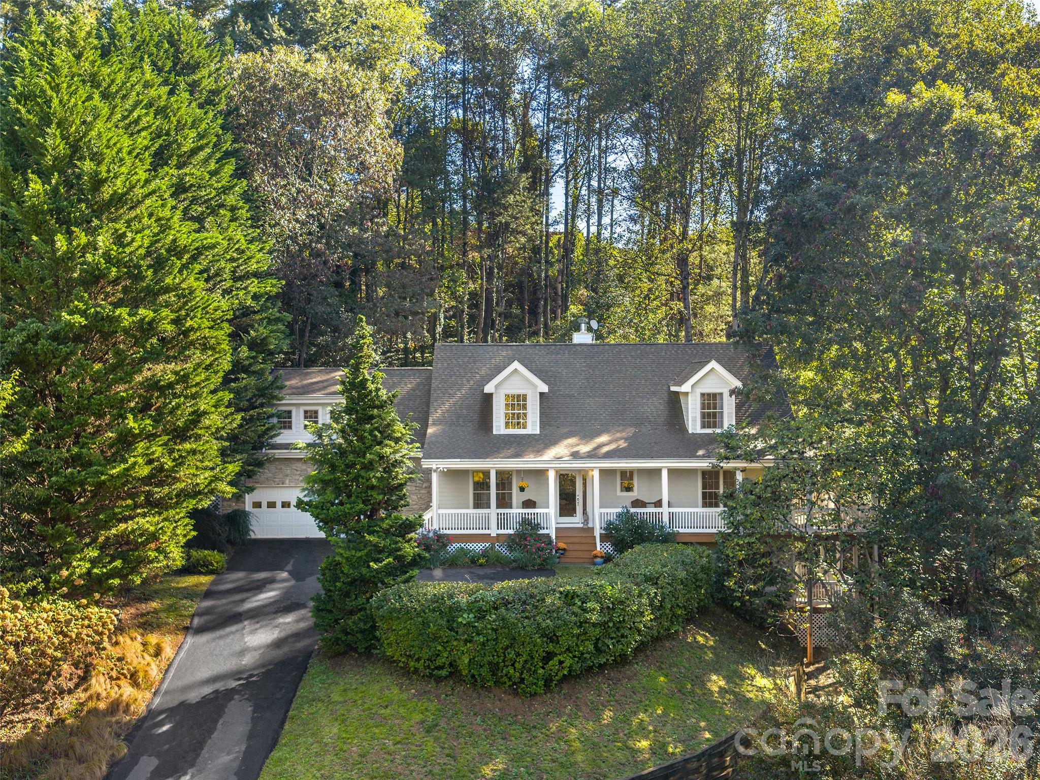101 Skyview Drive — Asheville