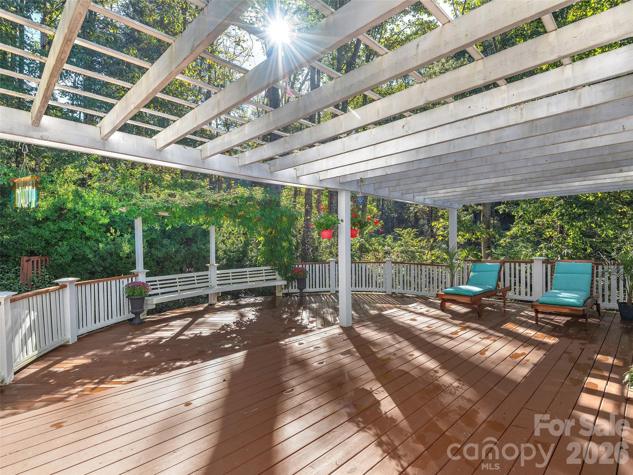 101 Skyview Drive — Asheville