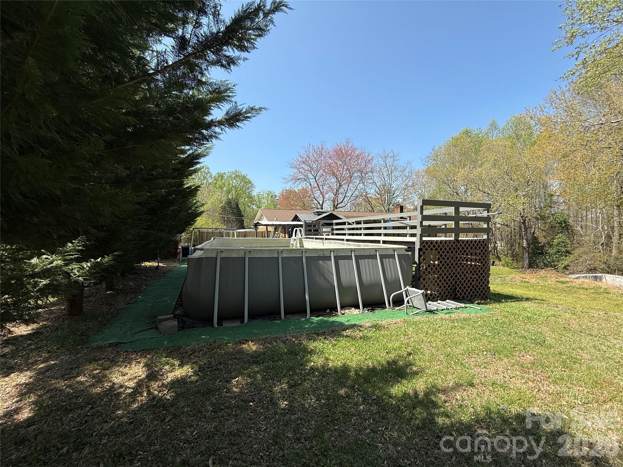 3309 40th Avenue Place NE — Hickory