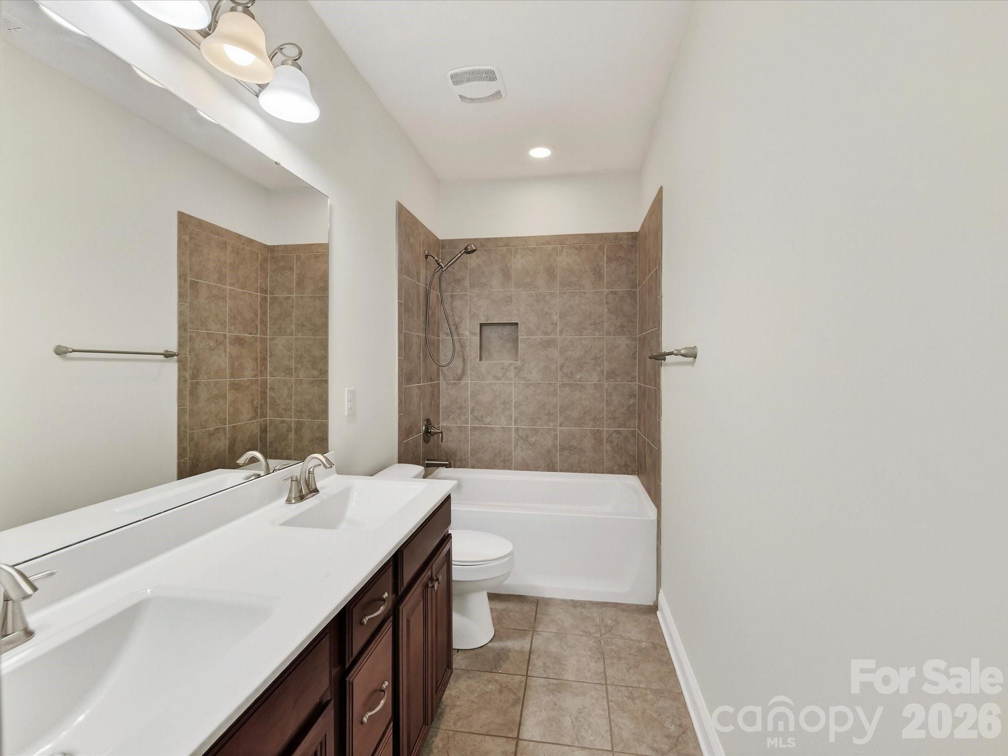 2887 Collaroy Road — Waxhaw