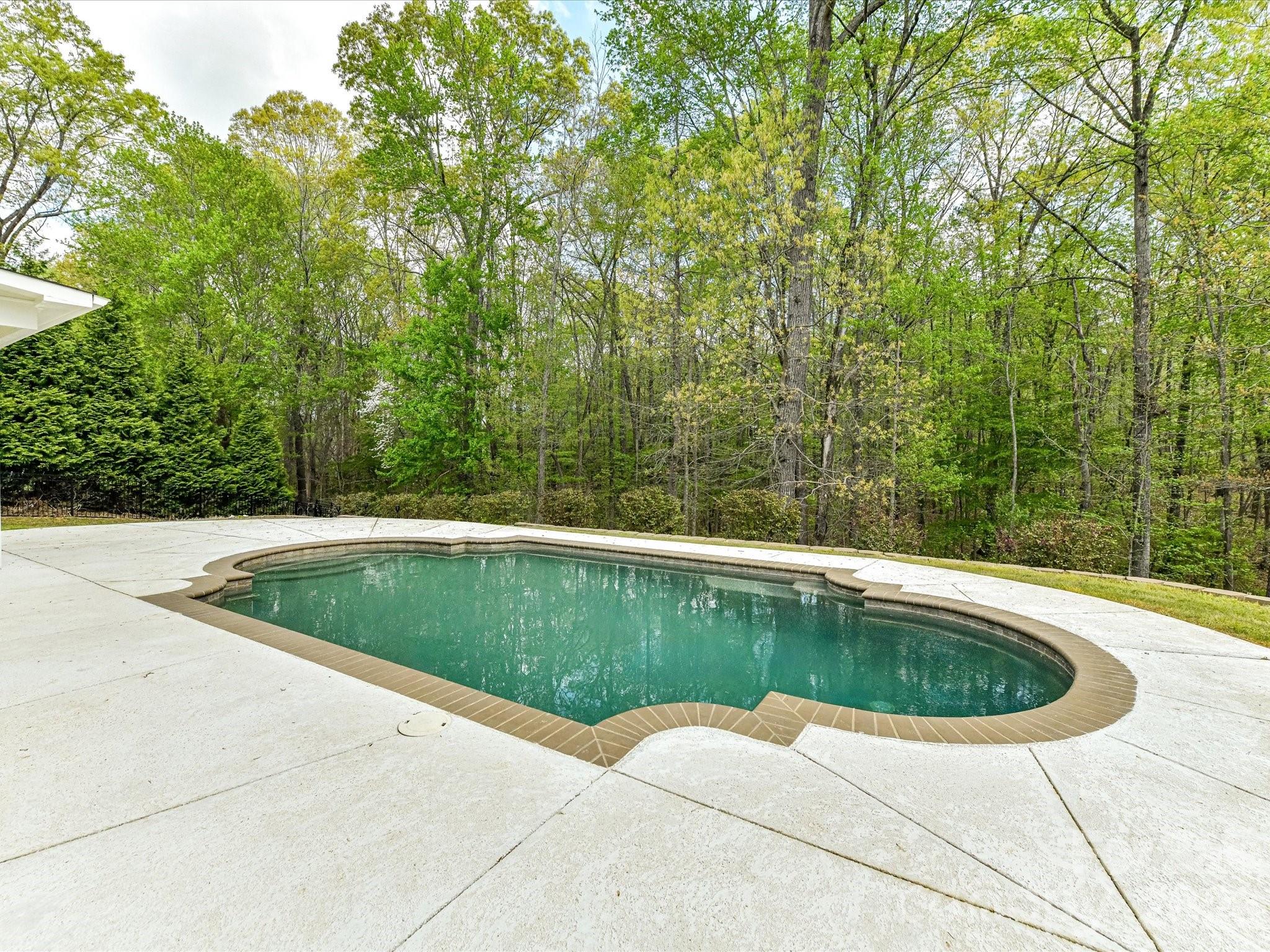 2887 Collaroy Road — Waxhaw