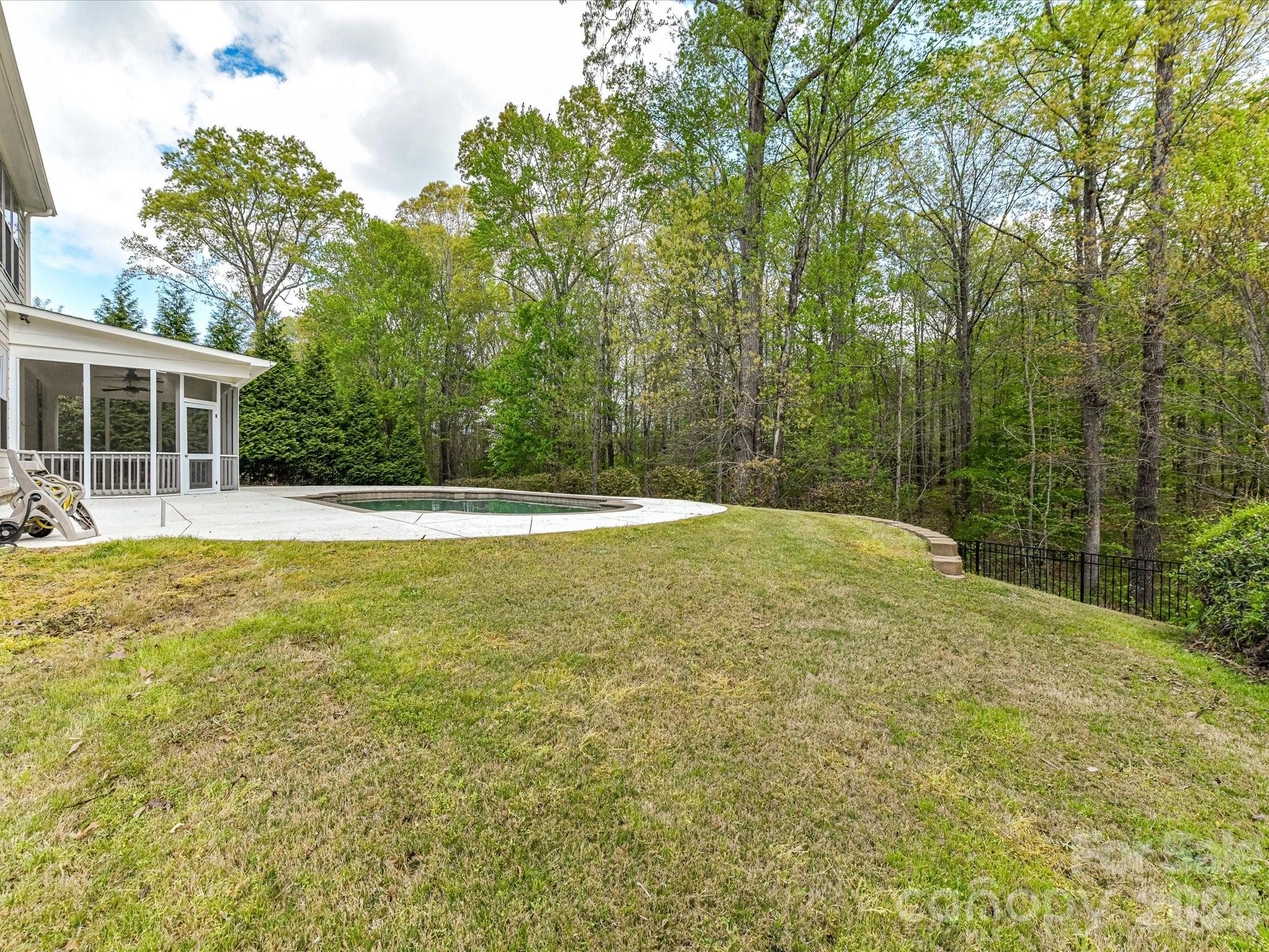 2887 Collaroy Road — Waxhaw