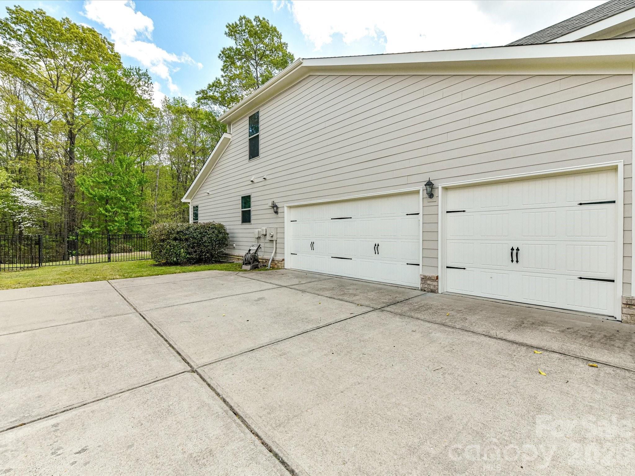 2887 Collaroy Road — Waxhaw