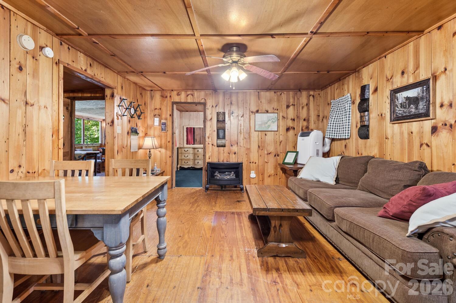 286 Rebel Drive — Hot Springs