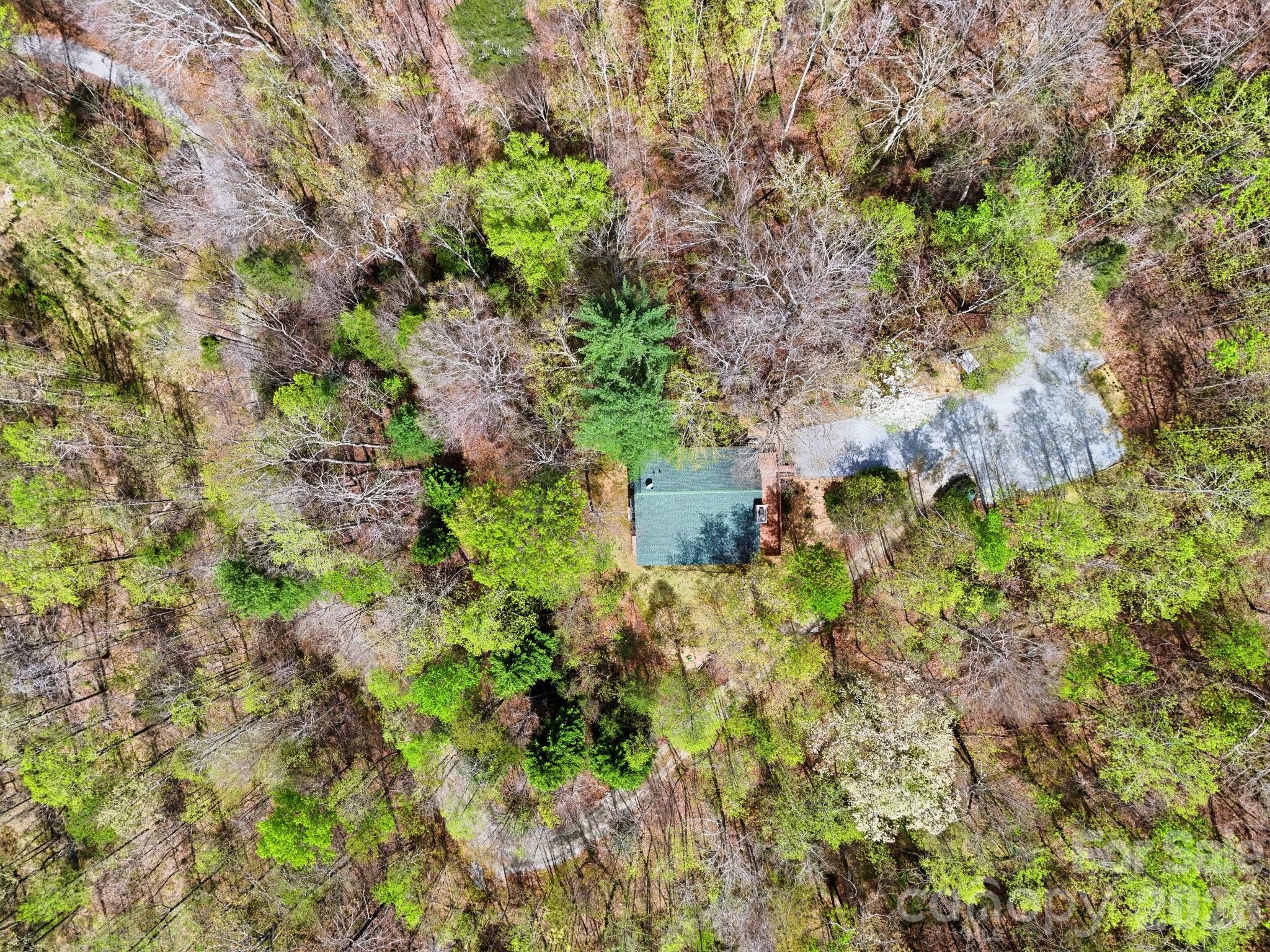 3455 Valley Drive — Lenoir