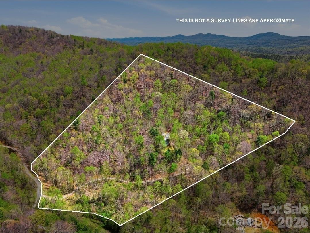 3455 Valley Drive — Lenoir