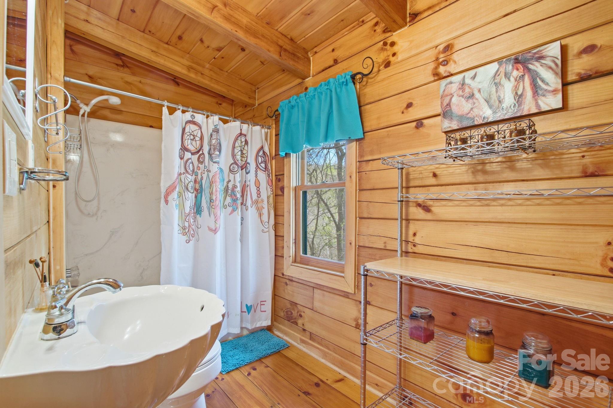 3455 Valley Drive — Lenoir