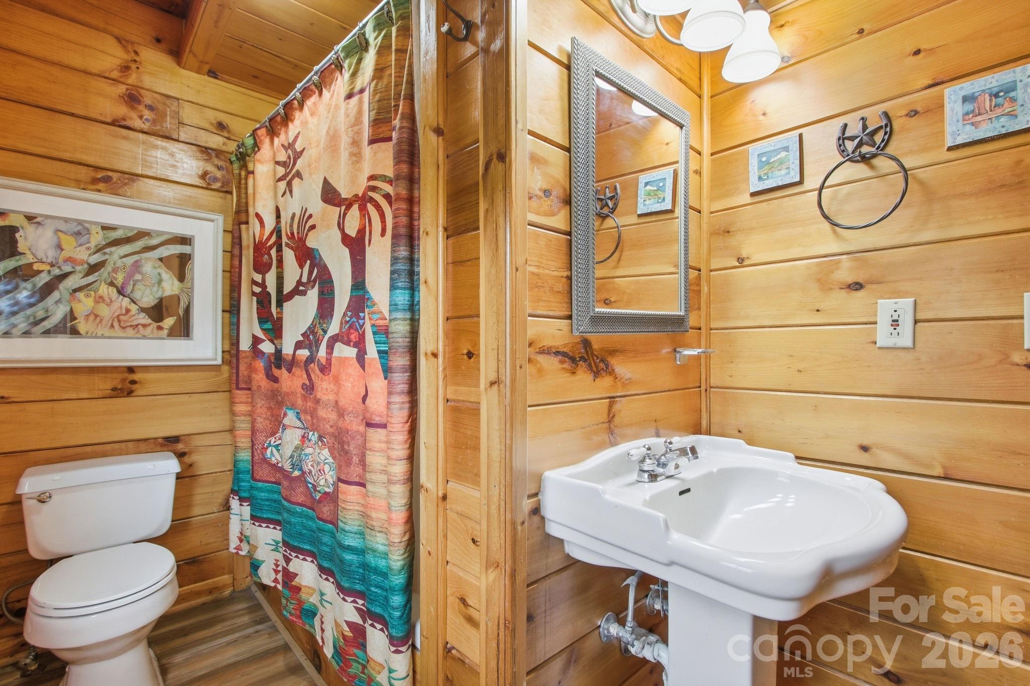 3455 Valley Drive — Lenoir