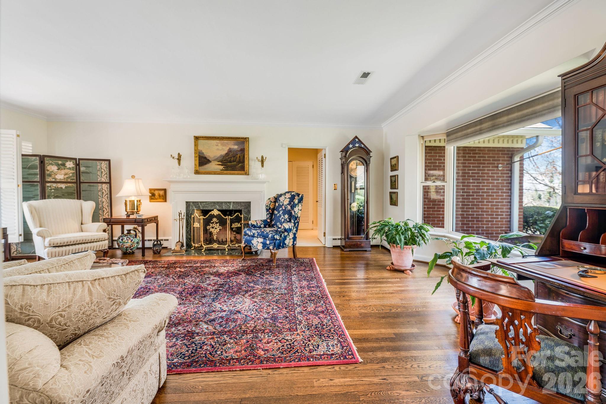 4 Dogwood Road — Asheville