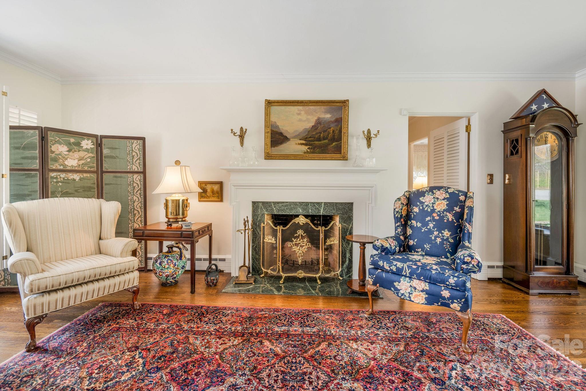 4 Dogwood Road — Asheville