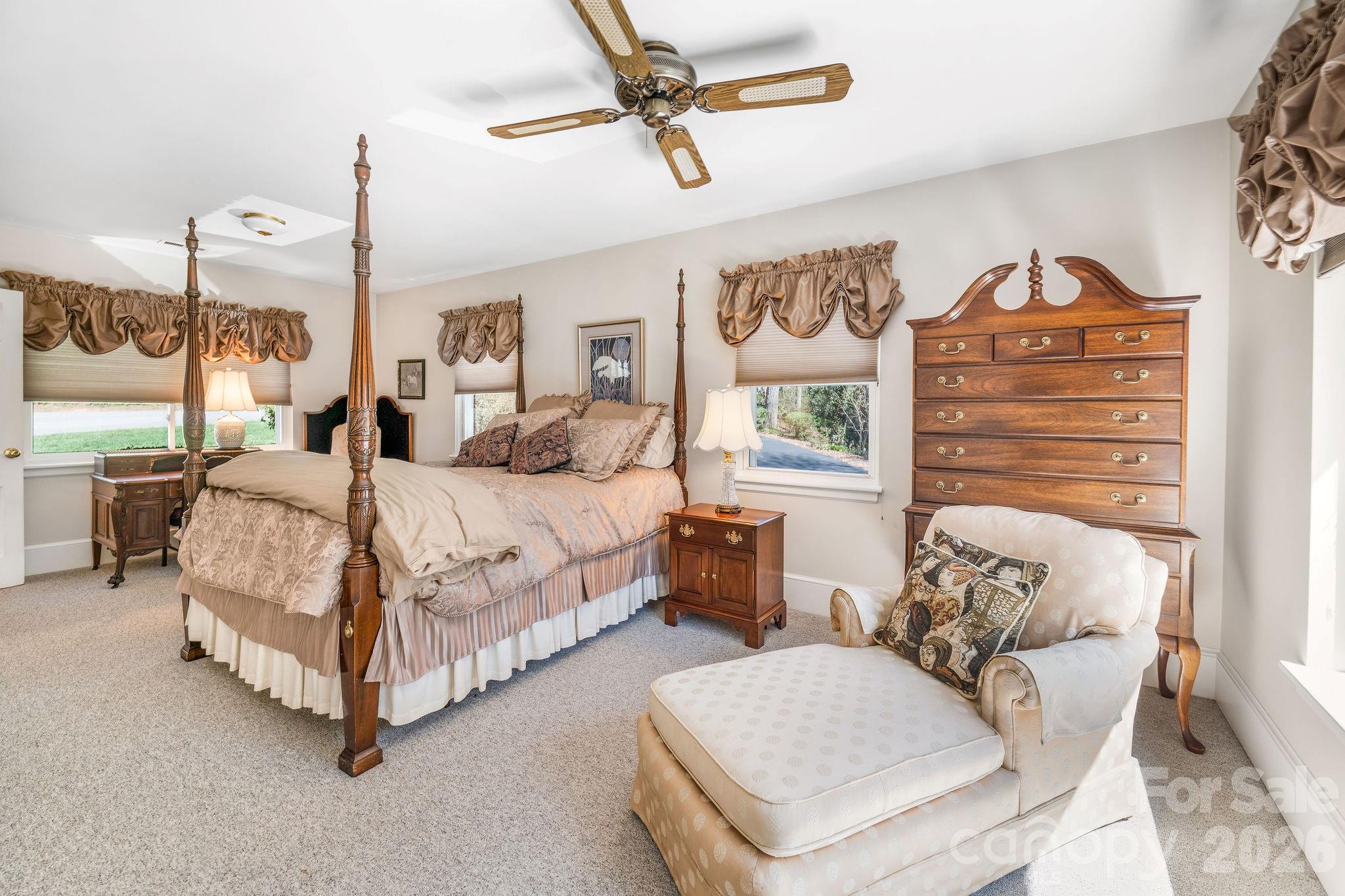 4 Dogwood Road — Asheville
