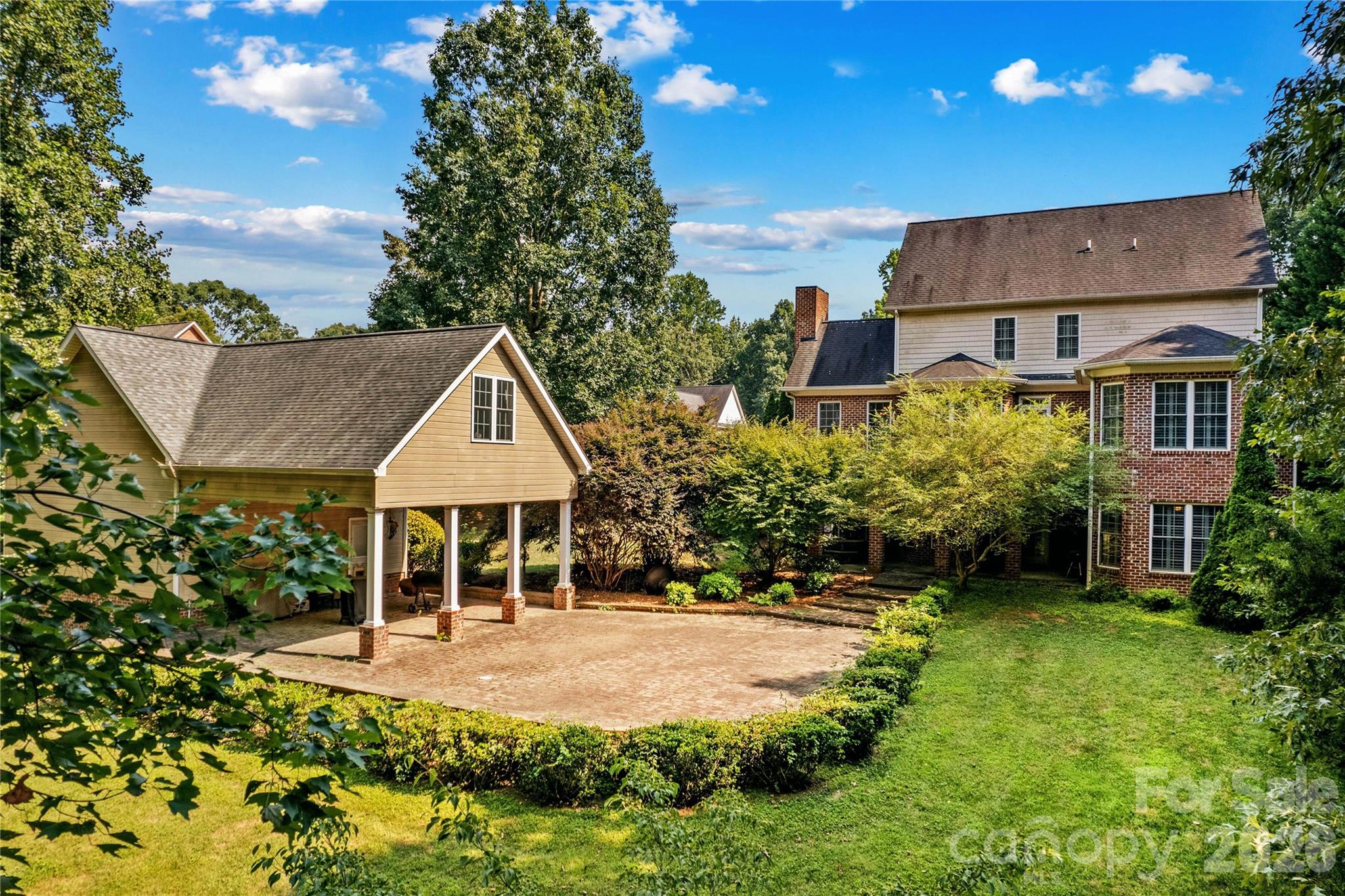 158 Winding Brook Way — Statesville
