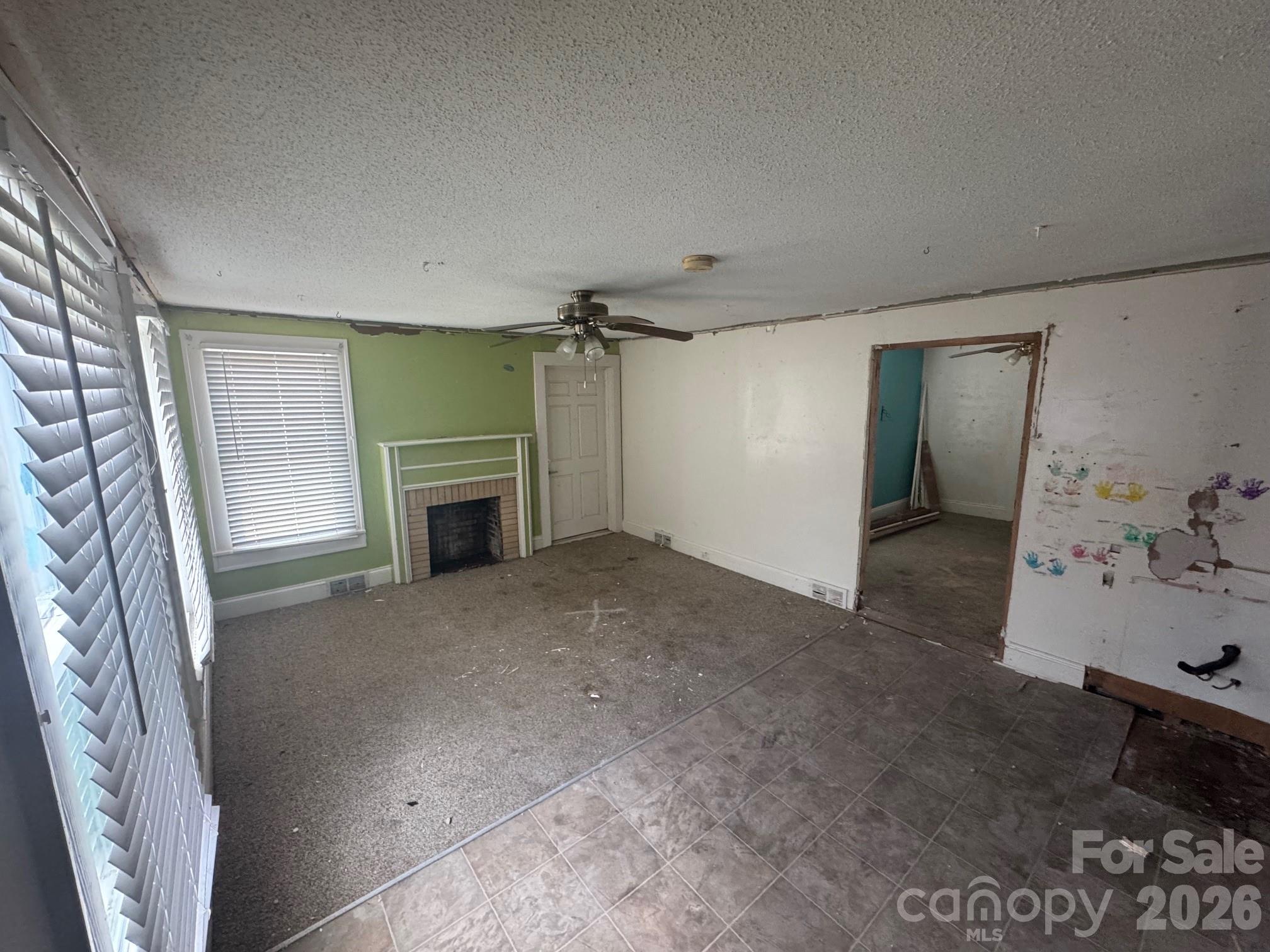 3325 Statesville Boulevard — Salisbury