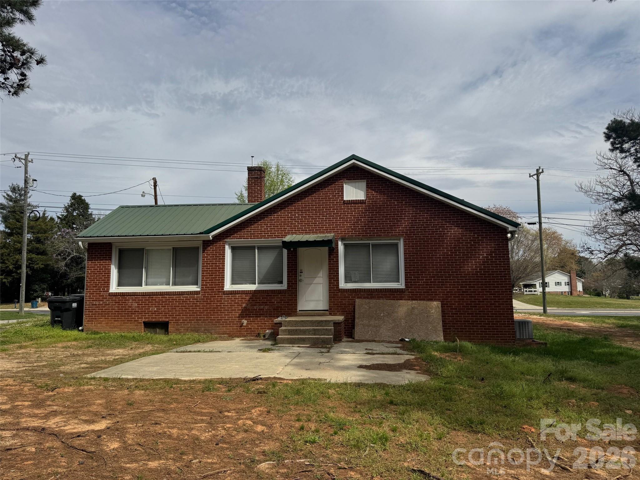 3325 Statesville Boulevard — Salisbury