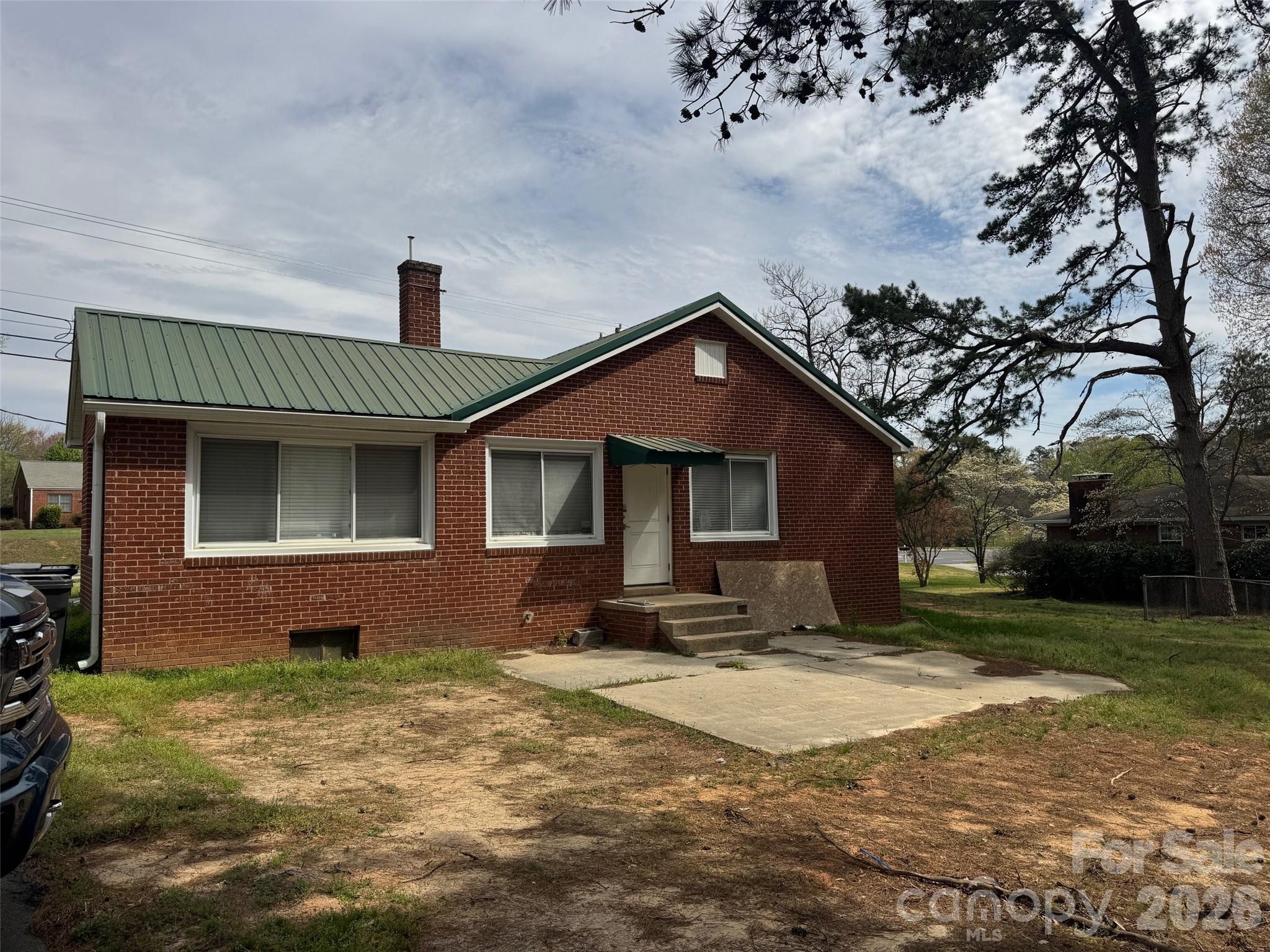 3325 Statesville Boulevard — Salisbury