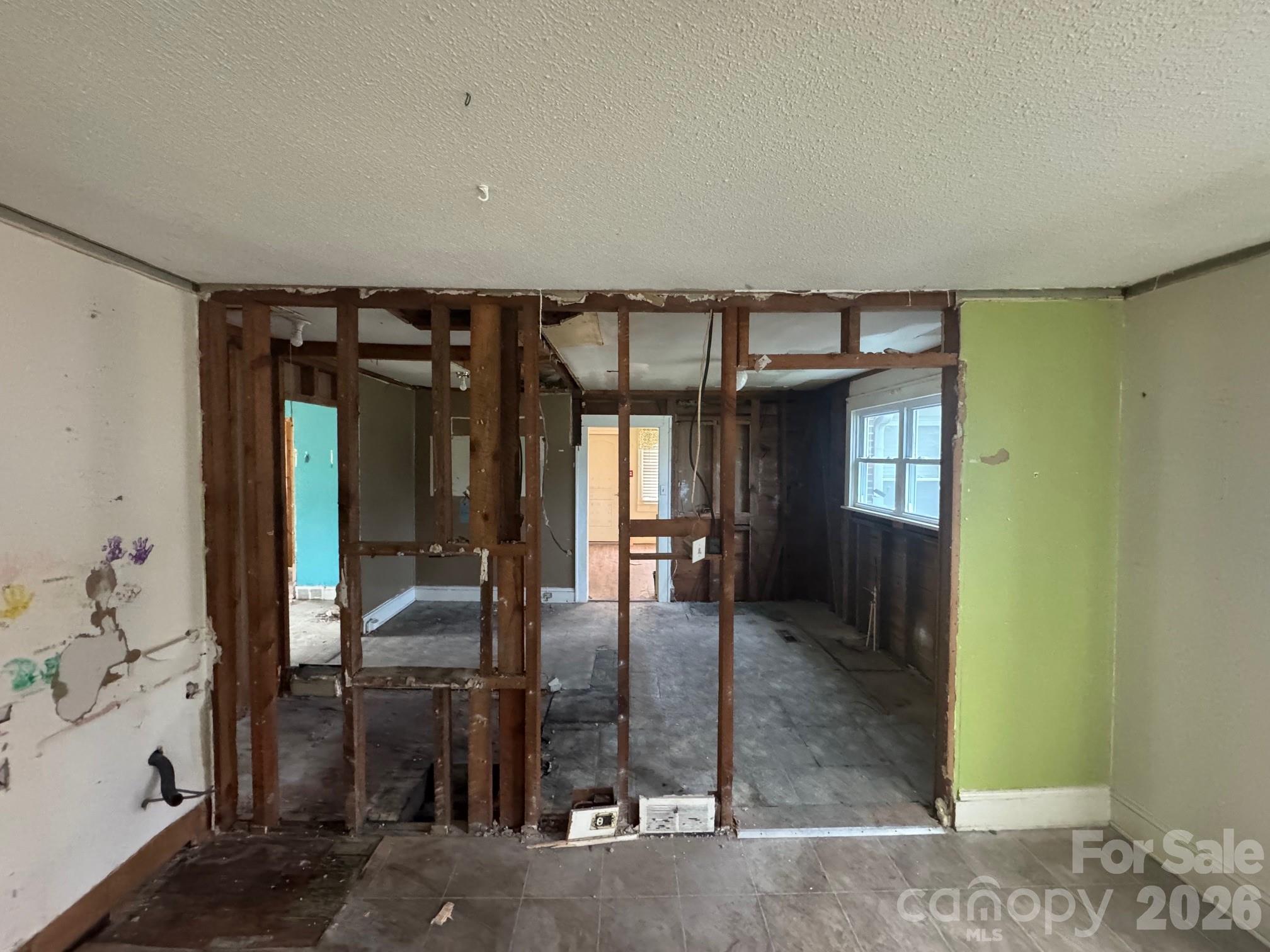 3325 Statesville Boulevard — Salisbury