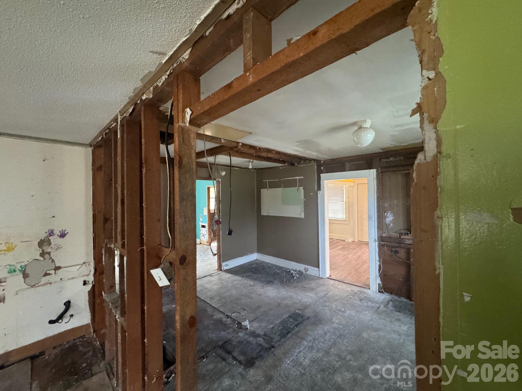 3325 Statesville Boulevard — Salisbury