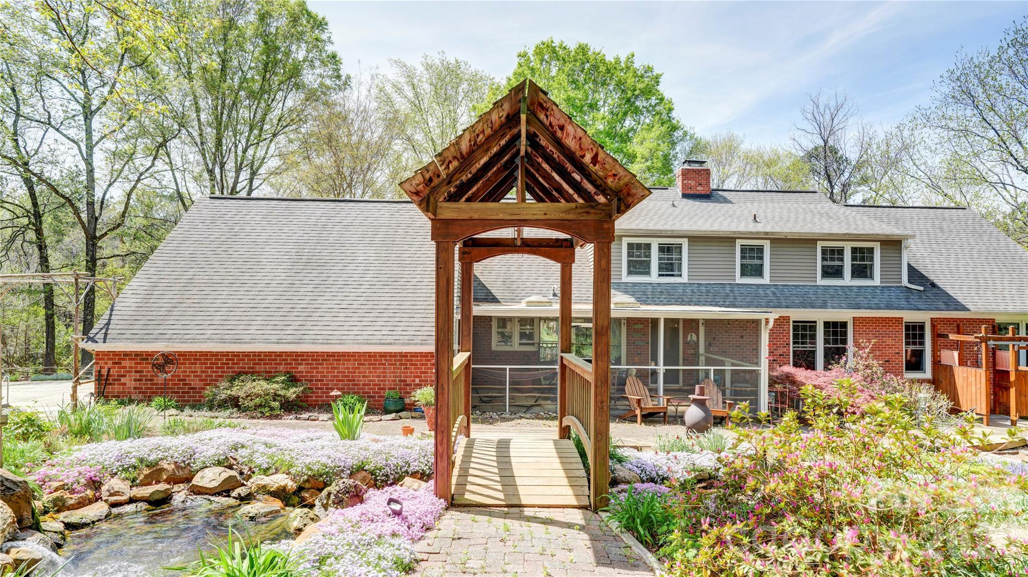 1035 Brafford Drive — Concord