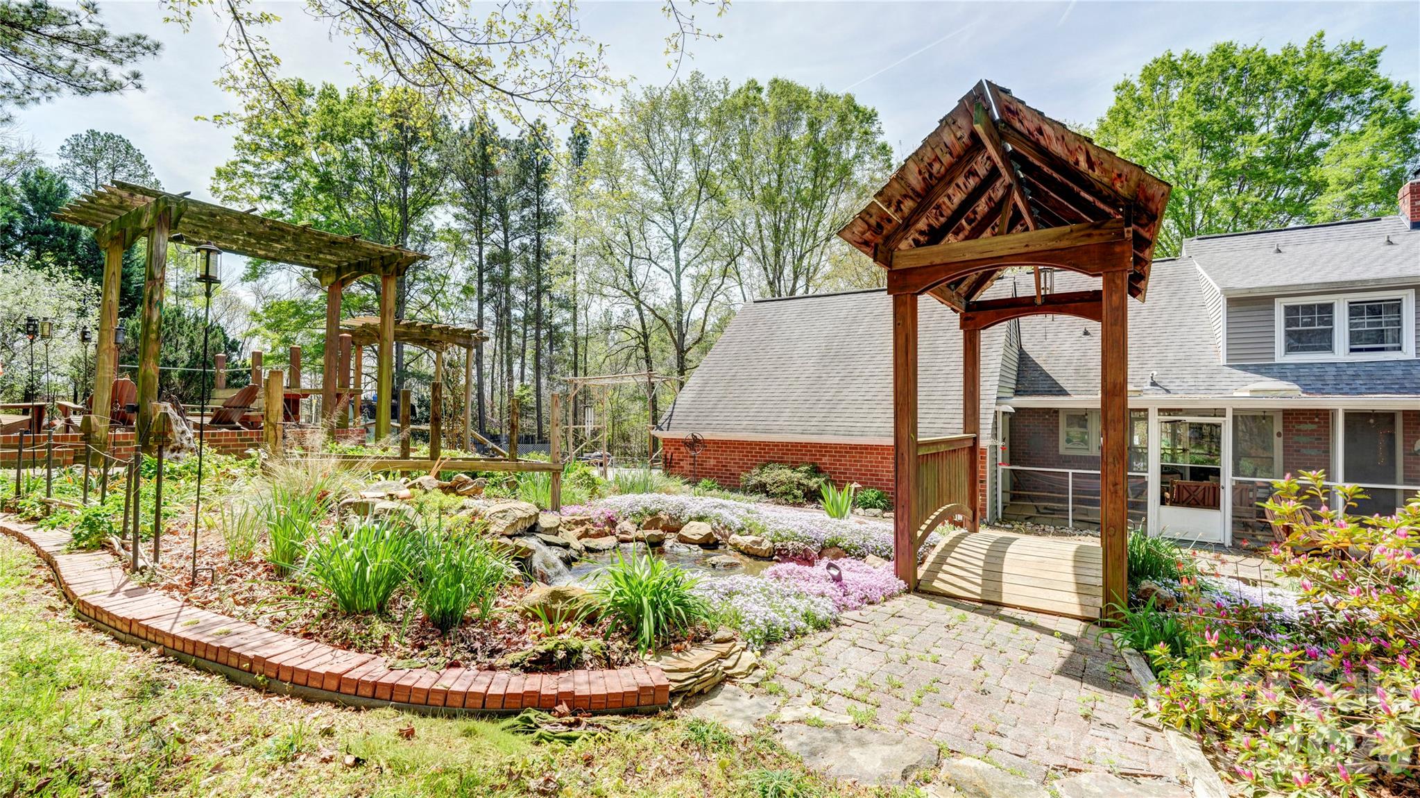 1035 Brafford Drive — Concord