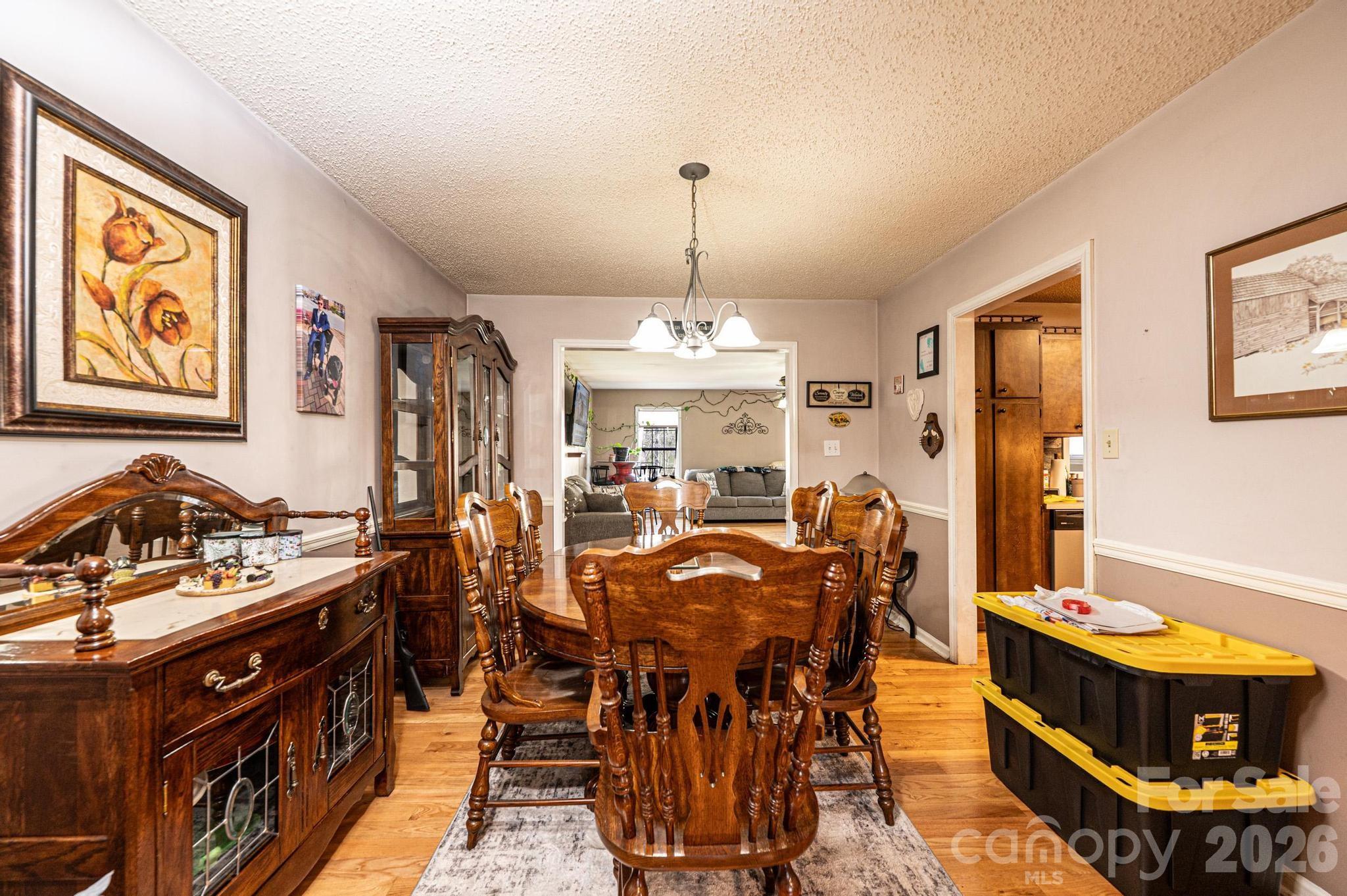 3229 15th Avenue NE — Conover