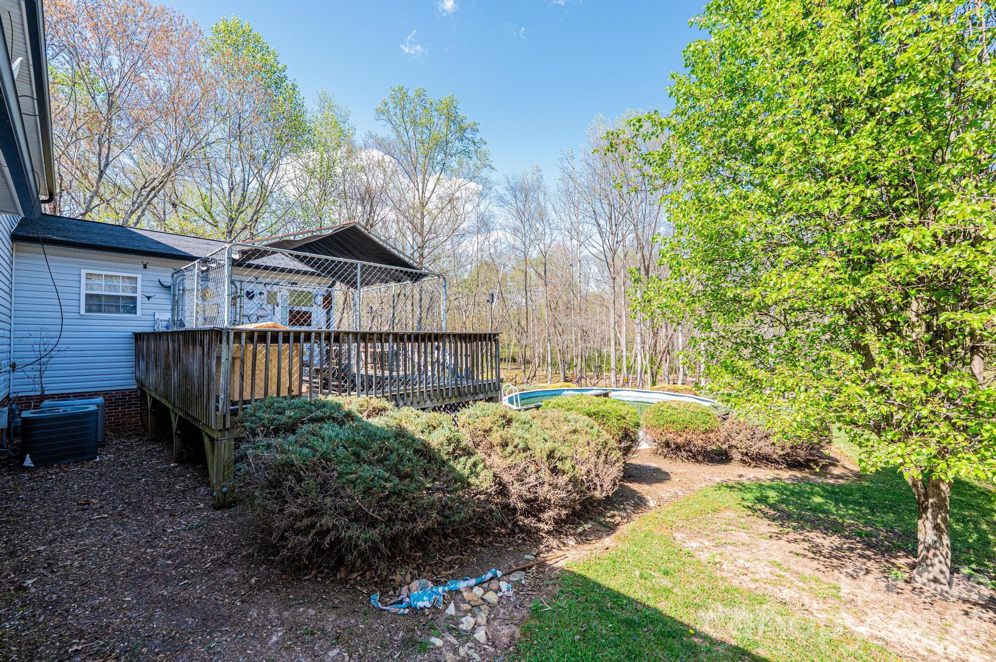 3229 15th Avenue NE — Conover