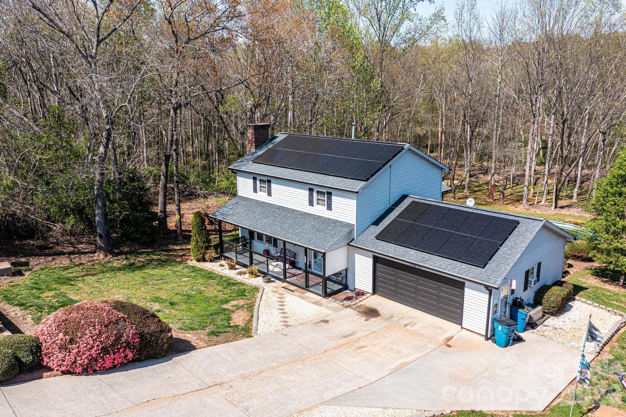 3229 15th Avenue NE — Conover